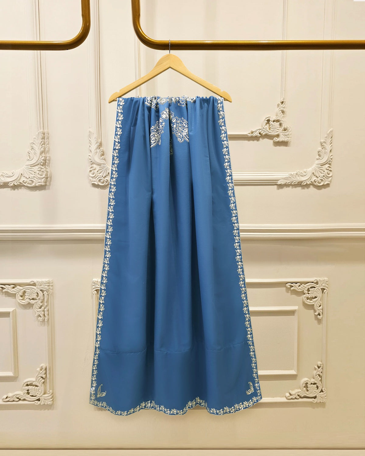 3 Piece - Embroidered Khaddar Suit S115736