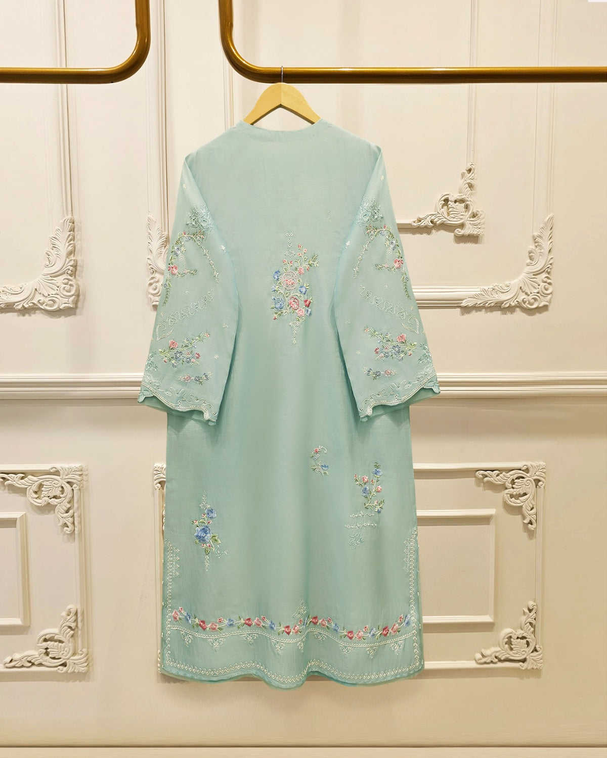 3 Piece - Pure Khaddi Silk Embroidered  Suit S115754