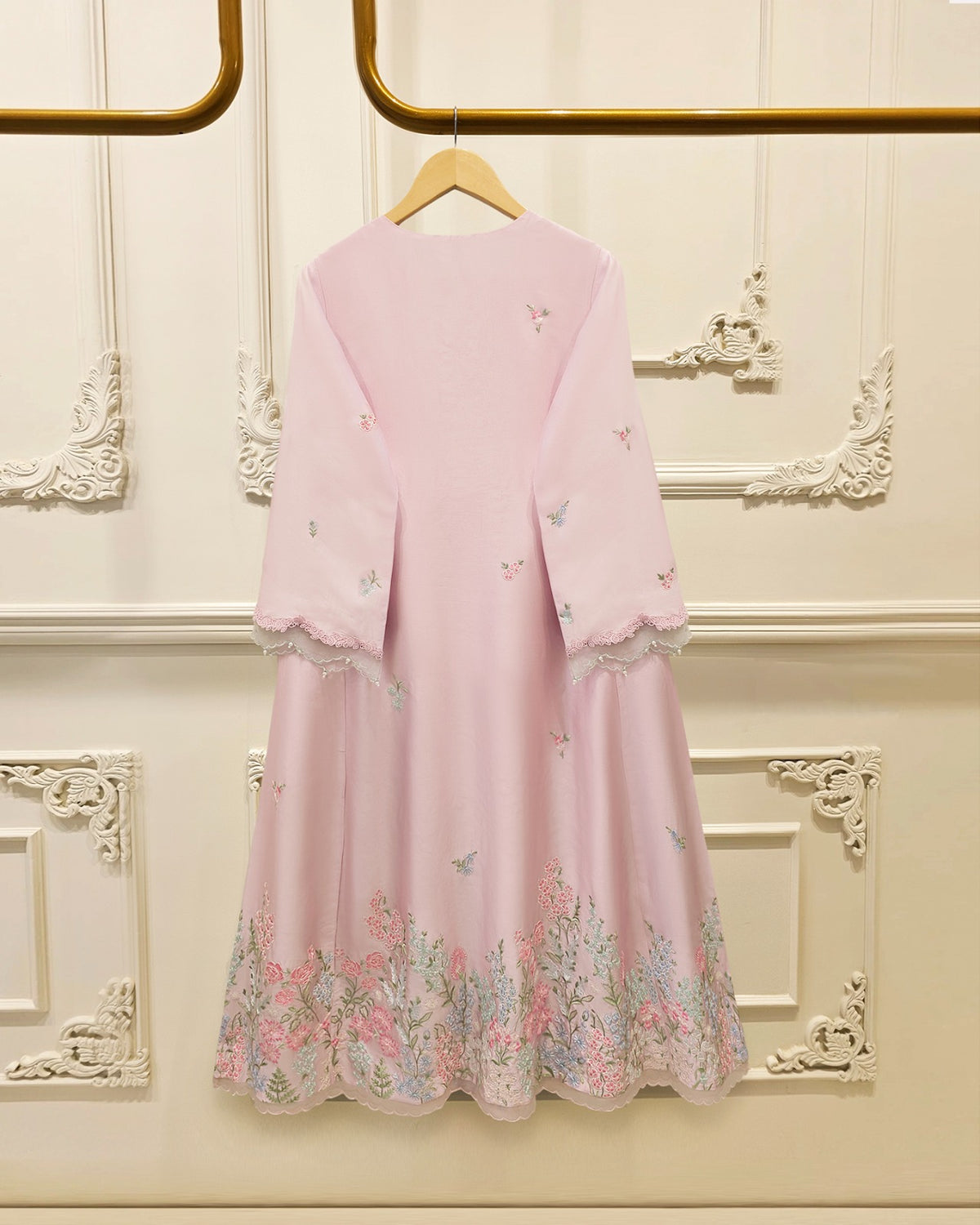 2 Piece- Pure Sheesha Silk Embroidered Suit S115759