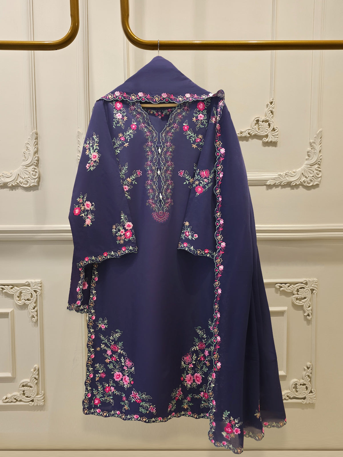 3 Piece - Embroidered Lawn Suit S111924