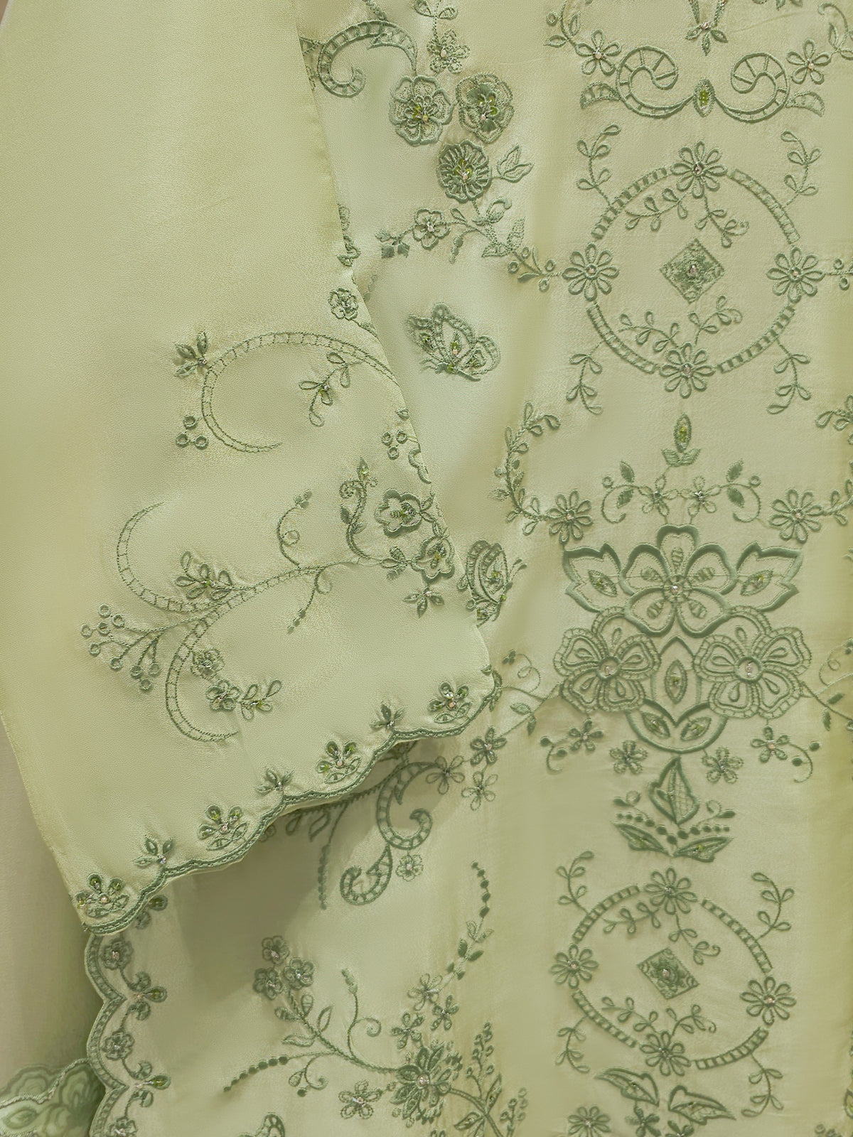 3 Piece-  Pure Embroidered Sheesha Silk Suit S112061