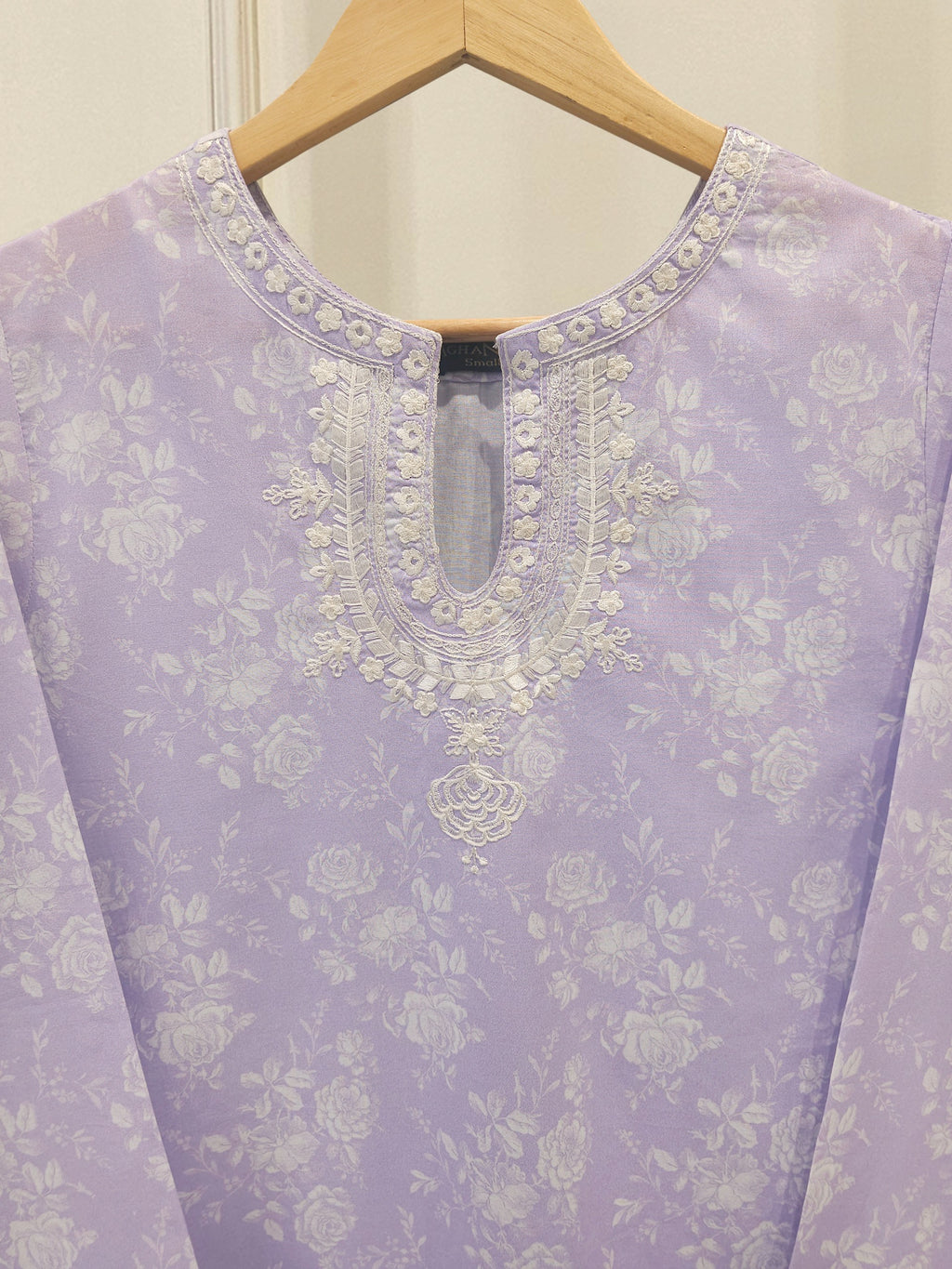 Digital Printed Embroidered Lawn Shirt S112358