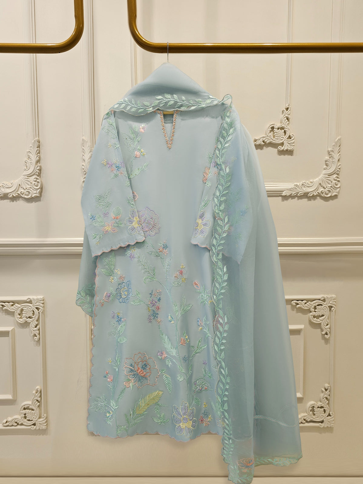 3 Piece- Pure Khaddi Silk Embroidered Suit S112373