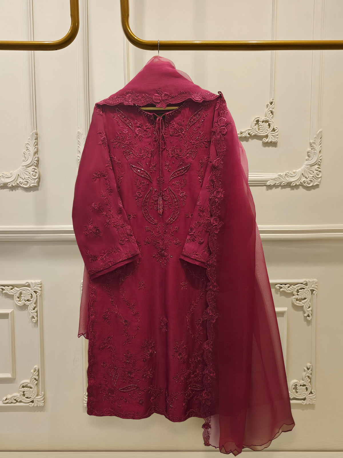3 Piece-  Pure Embroidered Sheesha Silk Suit S112399