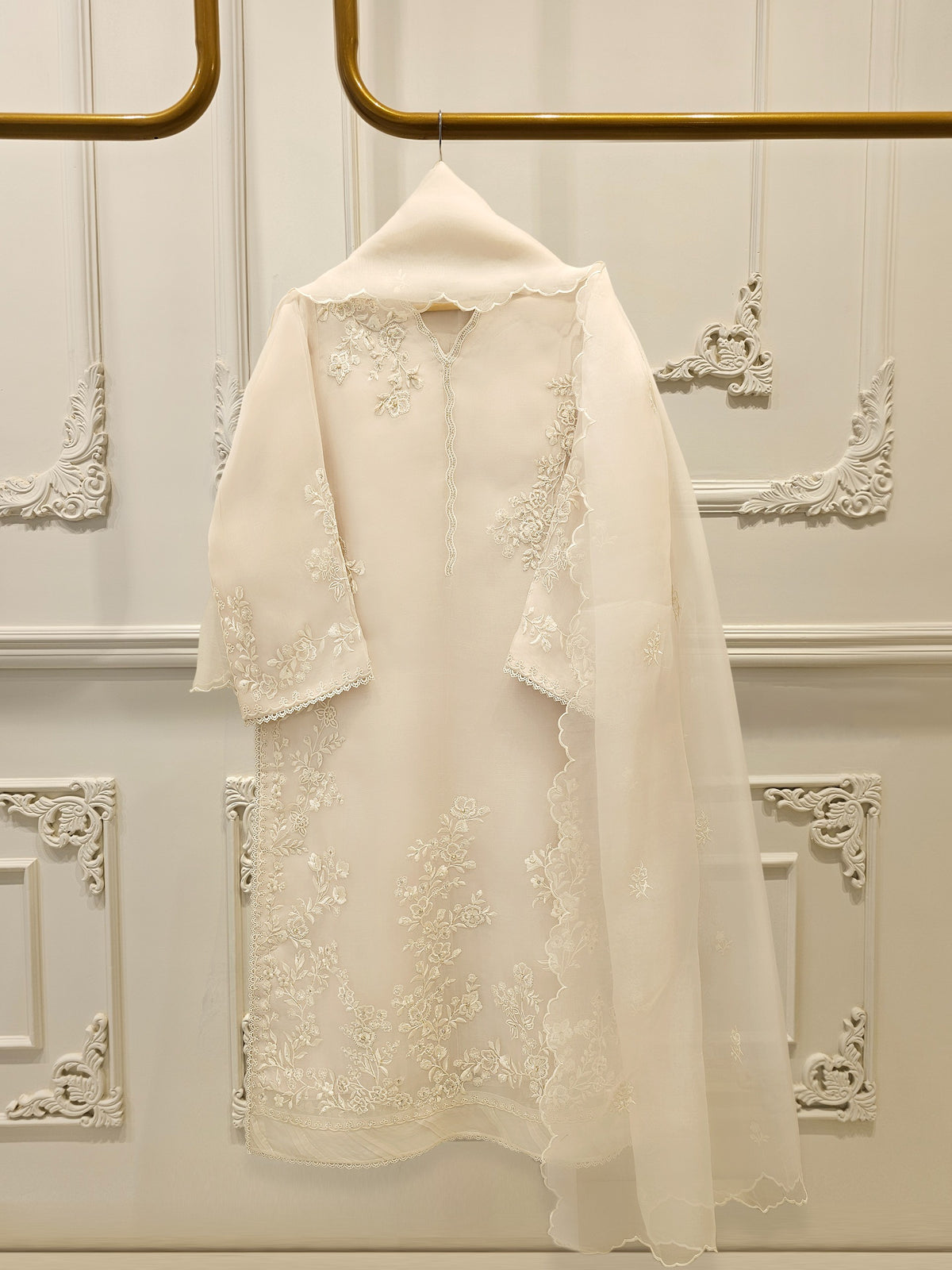 3 Piece - Pure Organza Embroidered Suit S112467