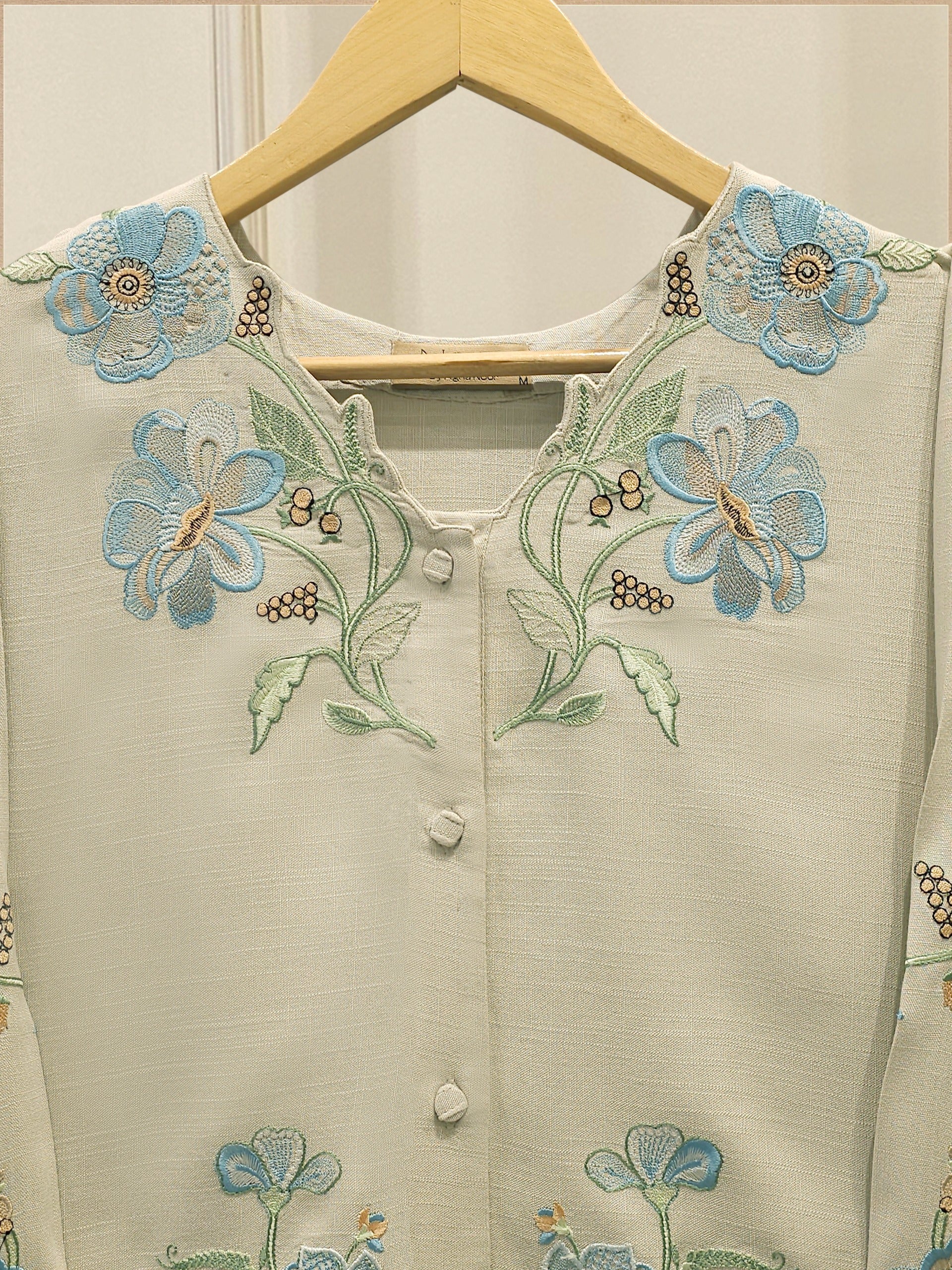 2 Piece - Embroidered Linen Suit WS00200 Secondary image