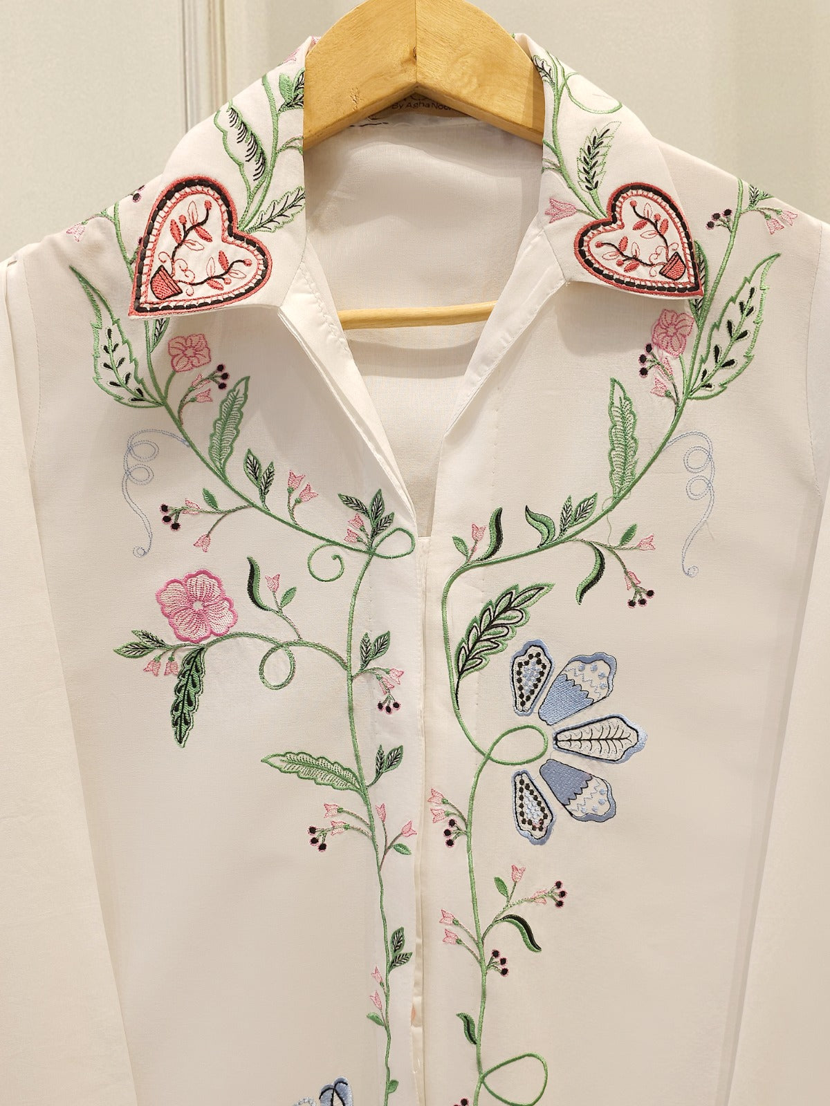 2 Piece - Embroidered Cambric Suit WS00204 Secondary image