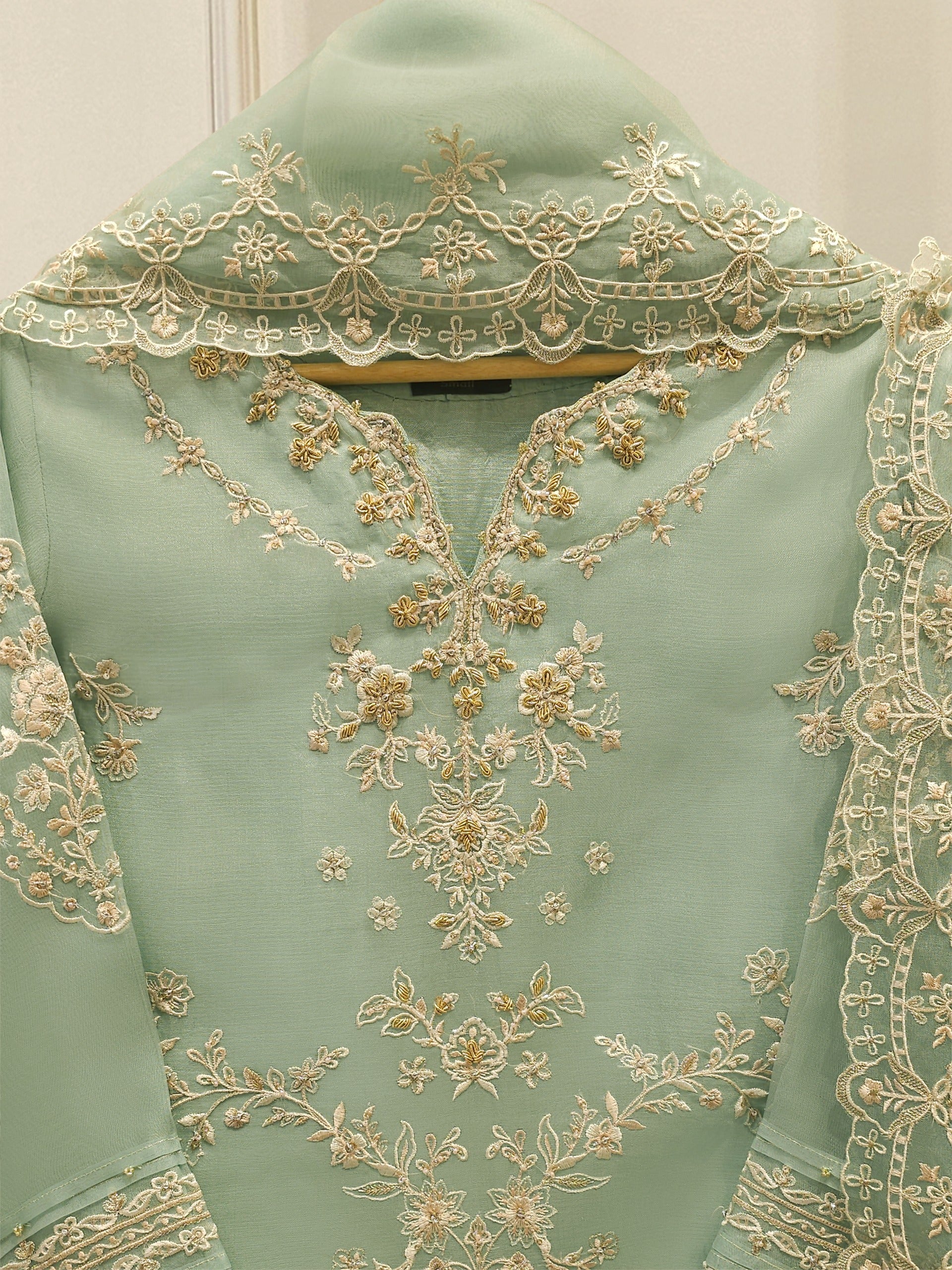 3 Piece - Pure Organza Embroidered Suit S113260 Secondary image