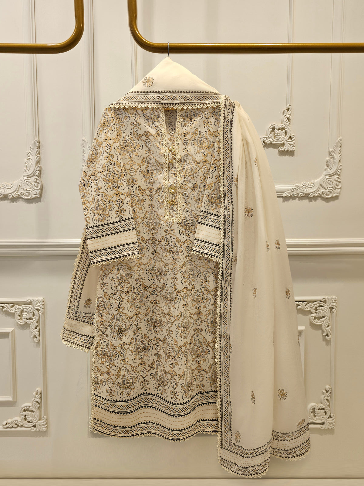 3 Piece - Hand Block Printed Kora Cotton Suit  S113587