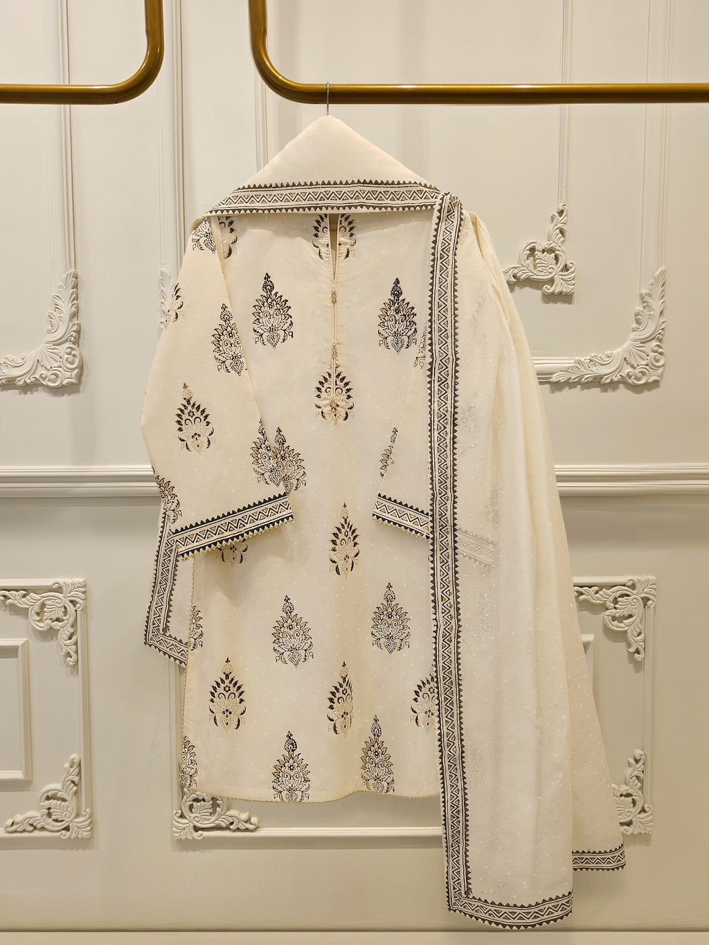 3 Piece - Hand Block Printed Kora Cotton Suit  S114102
