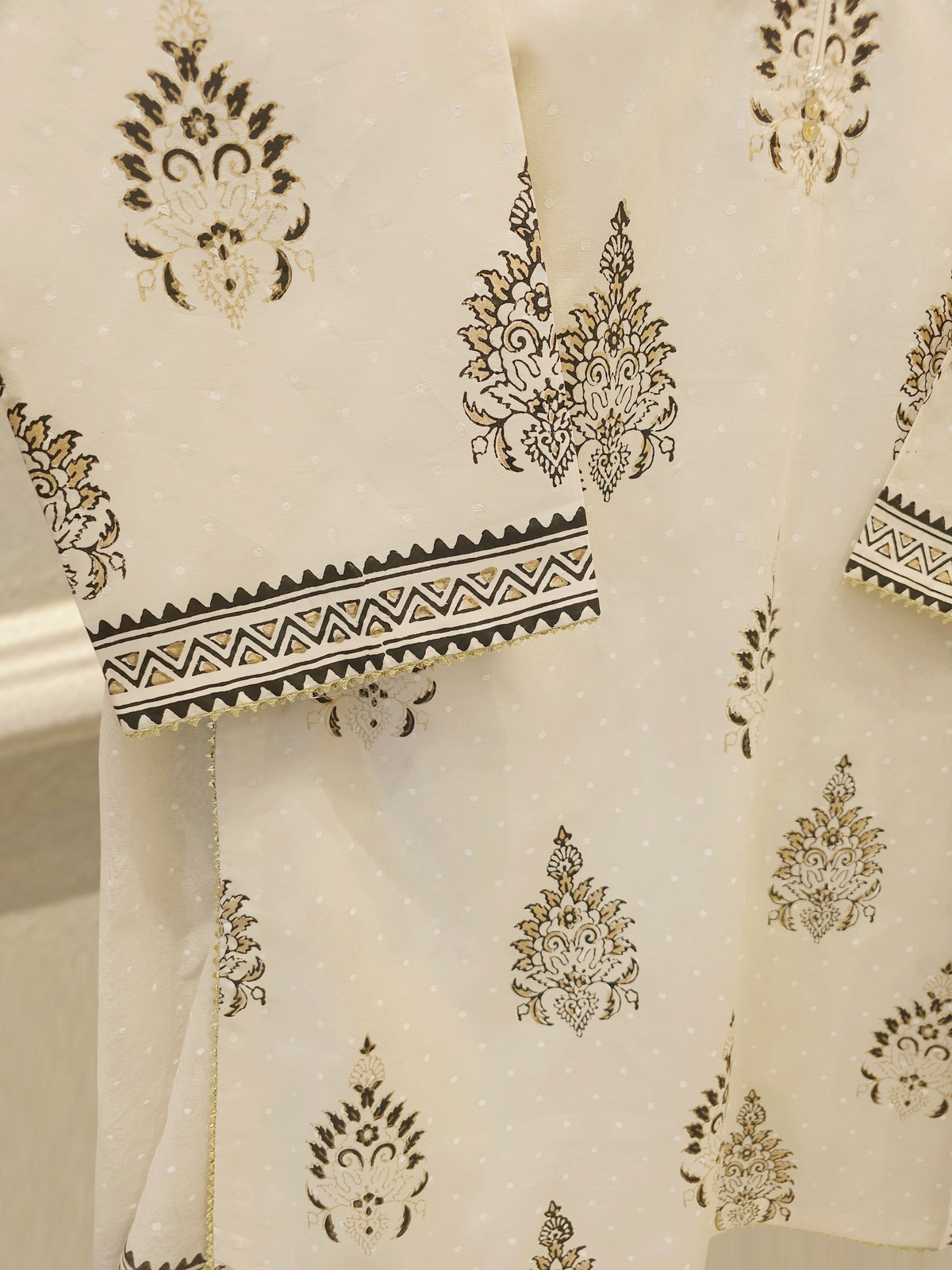 3 Piece - Hand Block Printed Kora Cotton Suit  S114102
