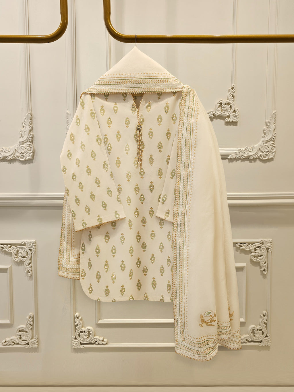 3 Piece - Hand Block Printed Kora Cotton Suit  S114195