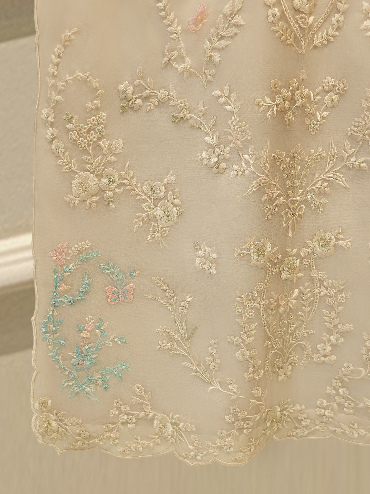 3 Piece - Pure Organza Embroidered Suit S114277