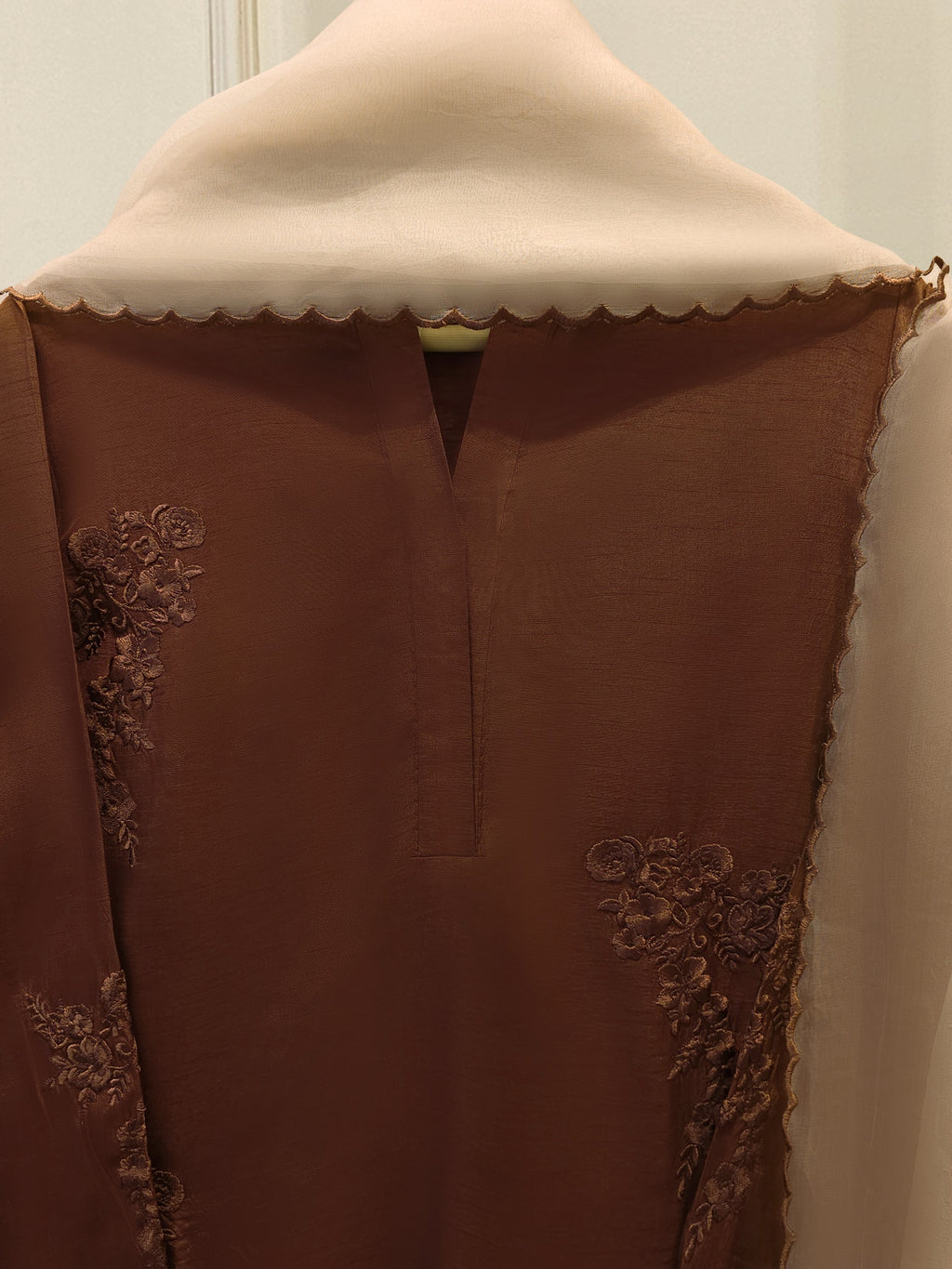 3 Piece - Pure Embroidered Korean Silk Suit S114278