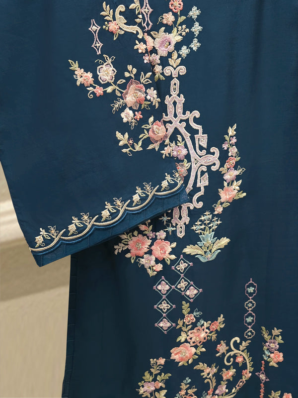 3 Piece - Pure Khaddi Silk Embroidered Suit S114378