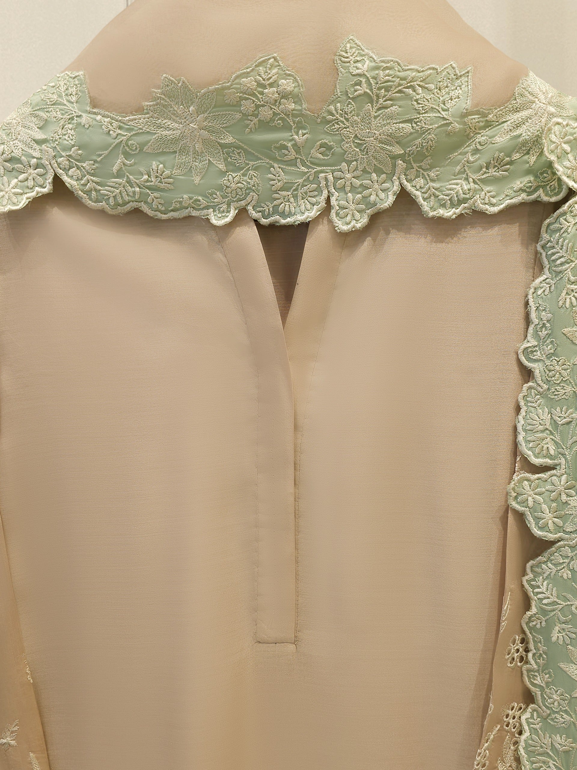 3 Piece - Pure Khaddi Silk Embroidered S114469 Secondary image
