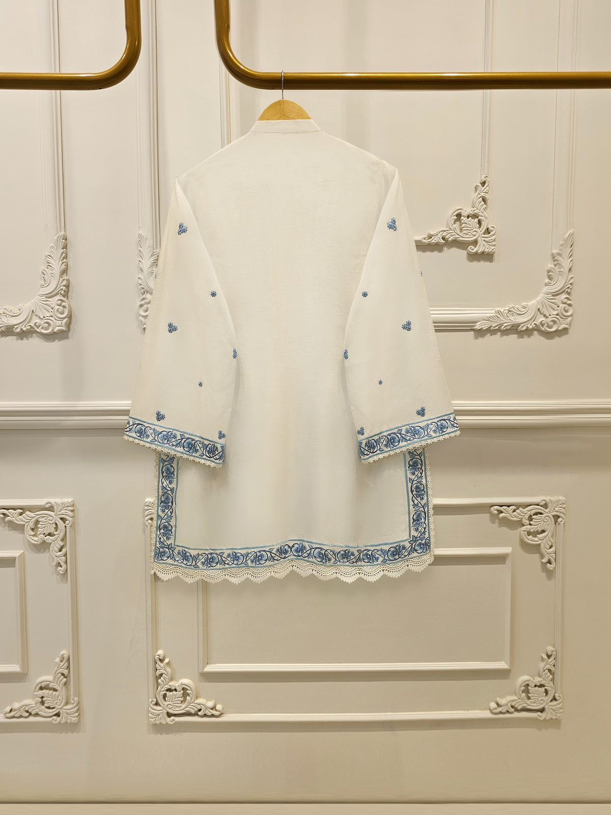 3 Piece - Pure Embroidered Korean Silk Suit S114474