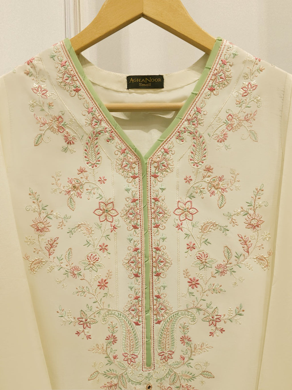 Pure Embroidered Cambric Shirt S114531