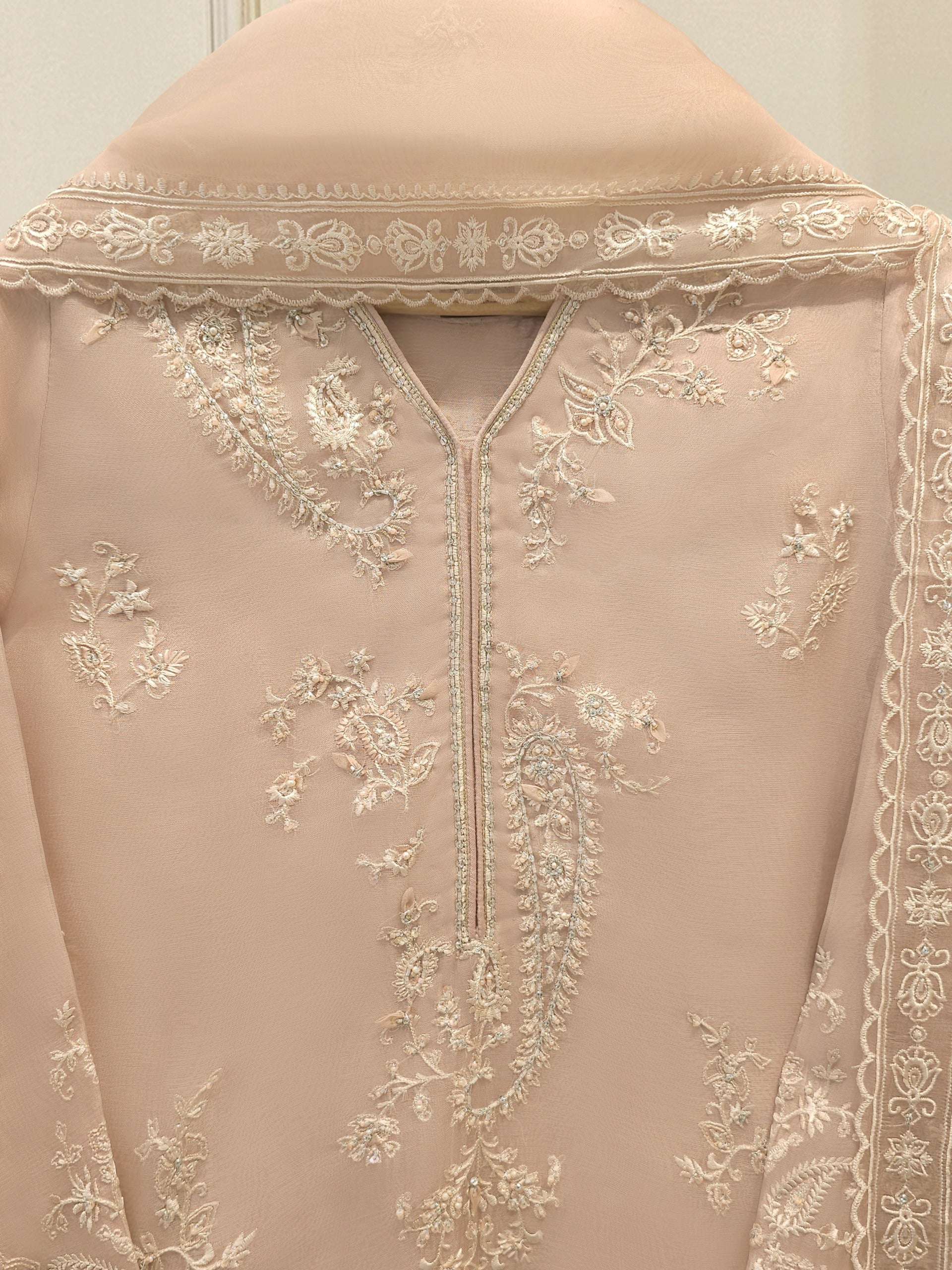3 Piece - Pure Organza Embroidered Suit S114615 Secondary image