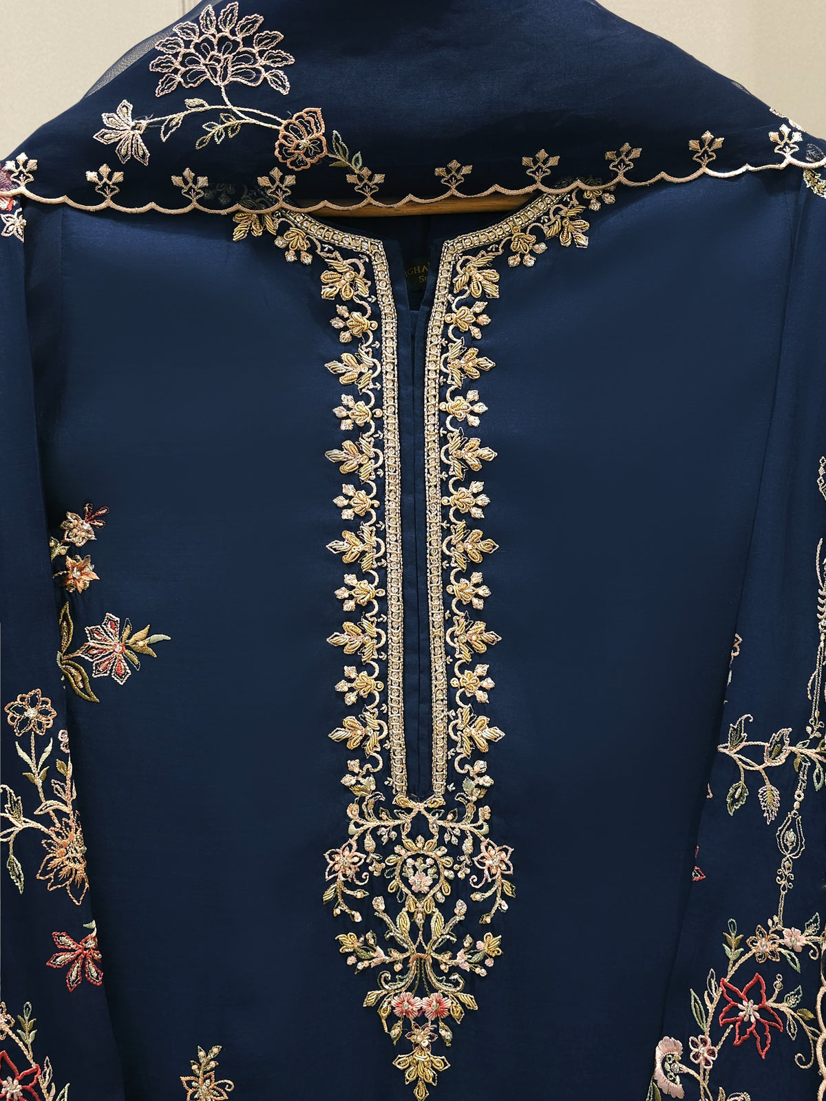 3 Piece - Pure Khaddi Silk Embroidered  Suit S114674