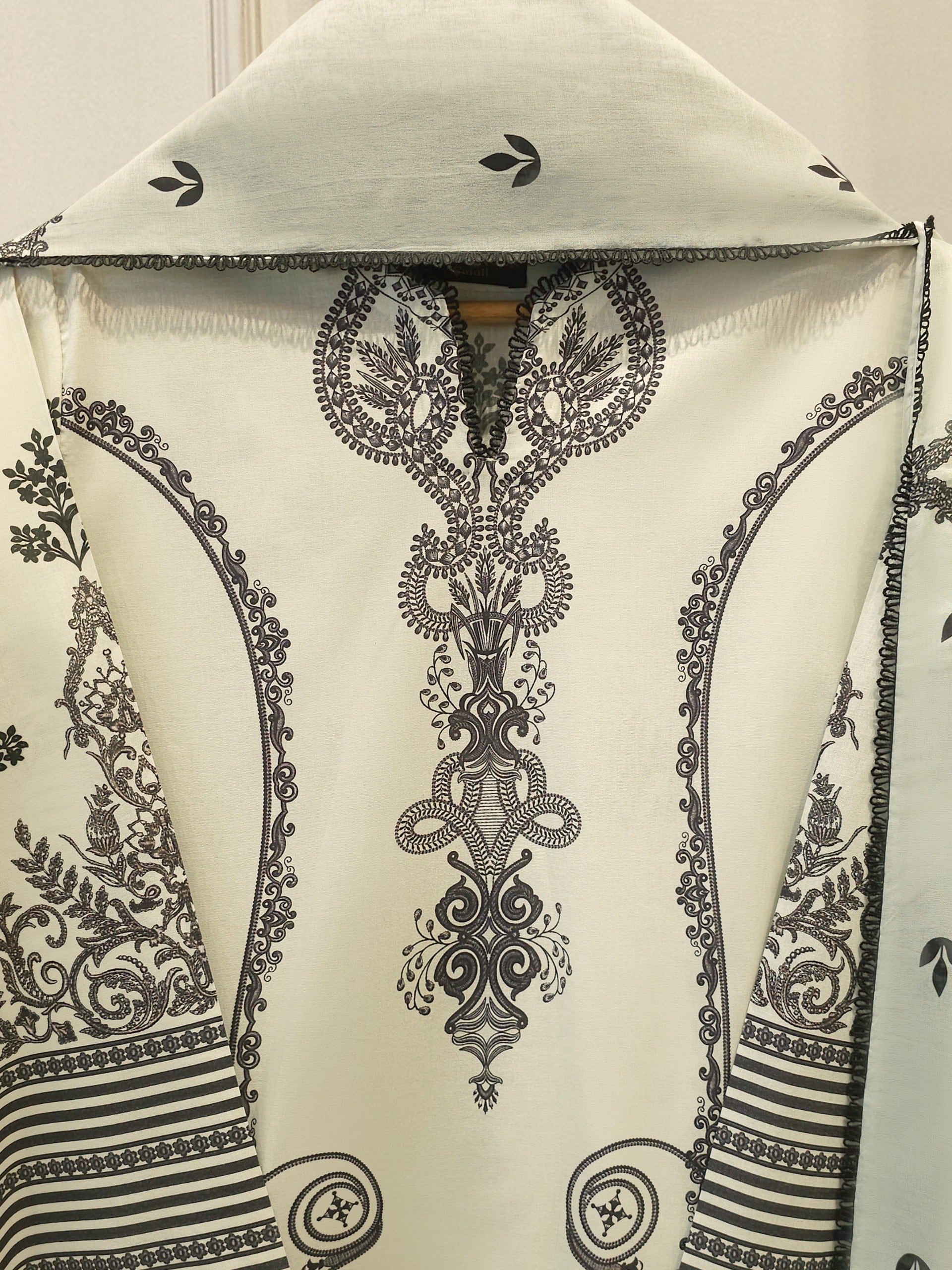 2-Piece Digital Printed Cambric Suit S114732 Secondary image