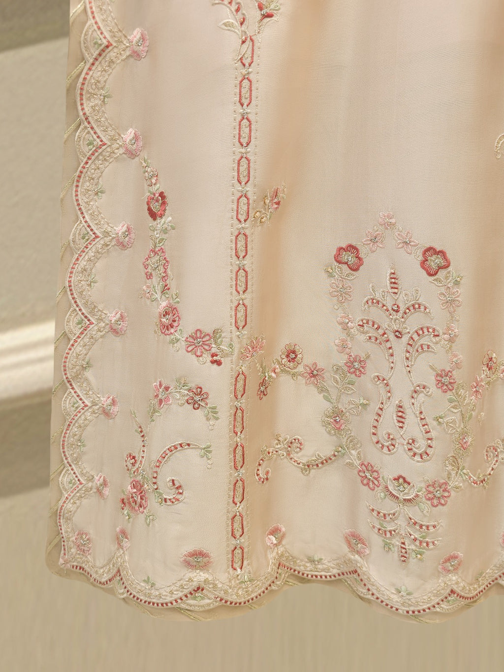 3 Piece- Pure Sheesha Silk Embroidered Suit S114755