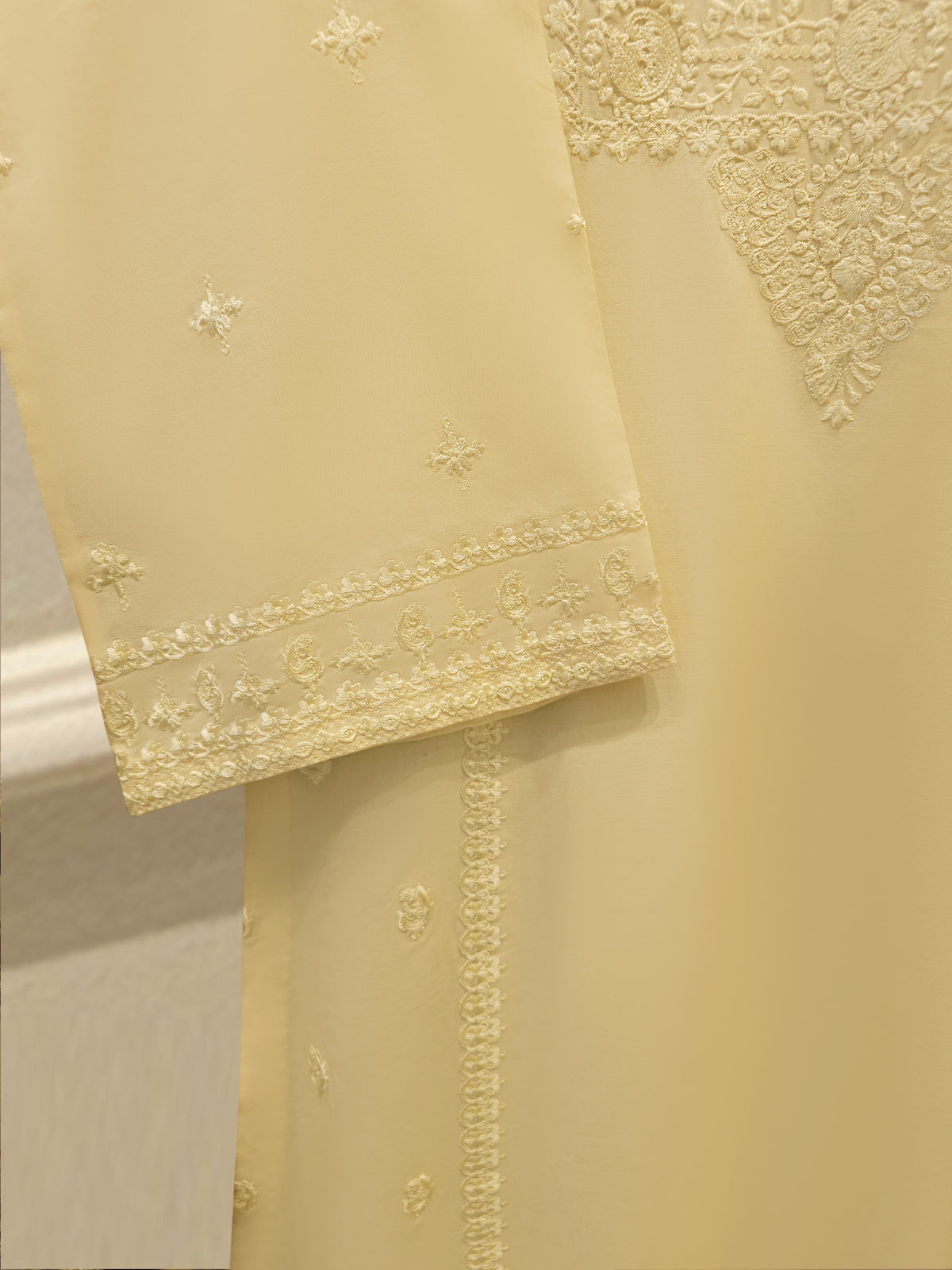 3 Piece - Embroidered Cambric Suit S114818
