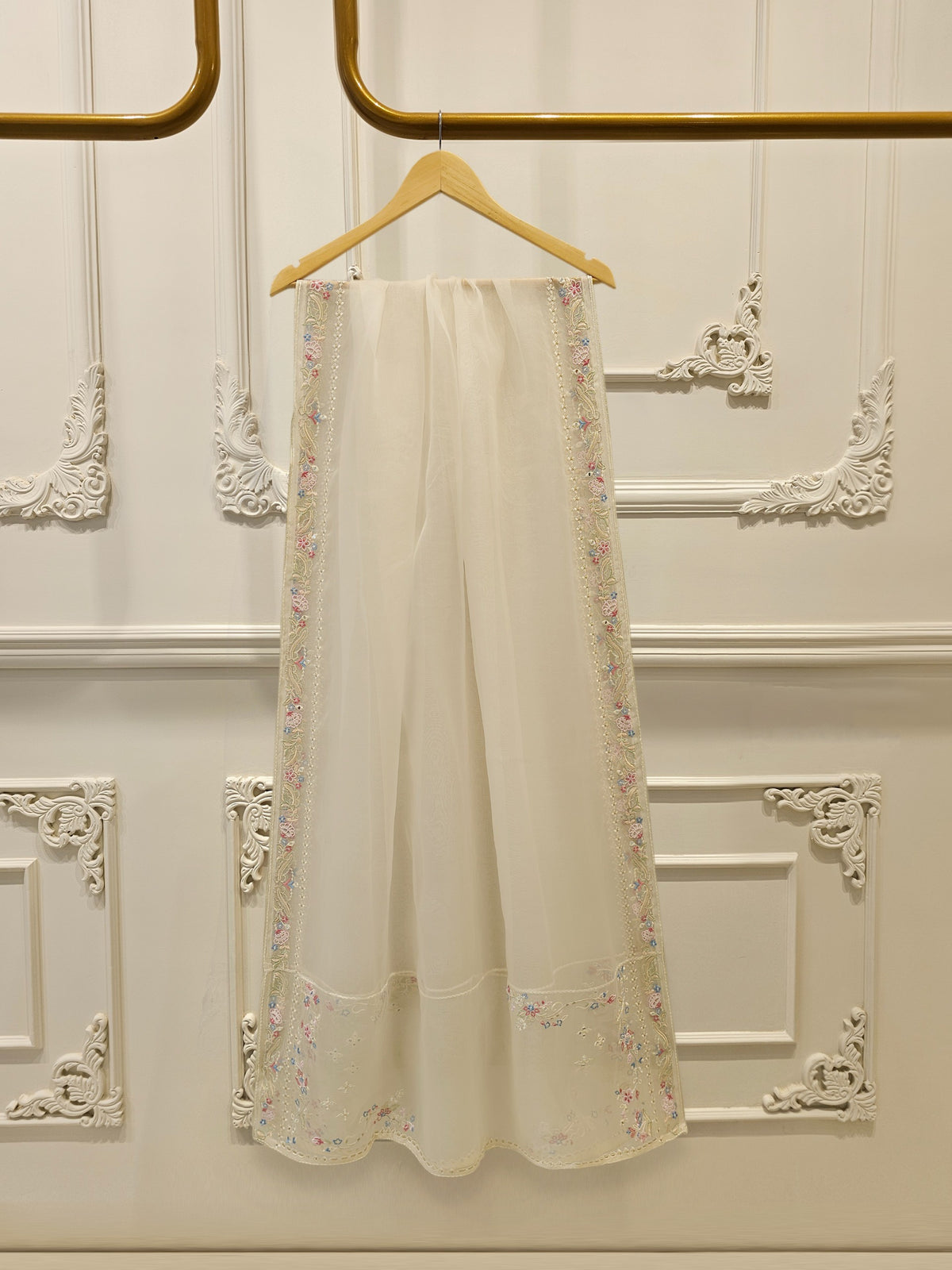 3 Piece- Pure  Sheesha Silk Embroidered Suit S114942