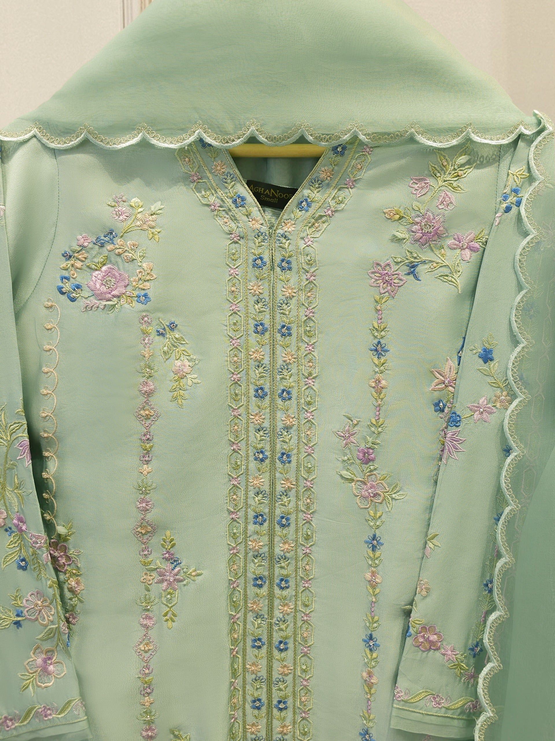 3 Piece- Pure  Sheesha Silk Embroidered Suit S114923 Secondary image