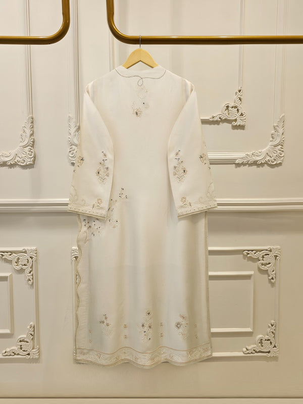 2 Piece- Pure Sheesha Silk Embroidered Suit S114985