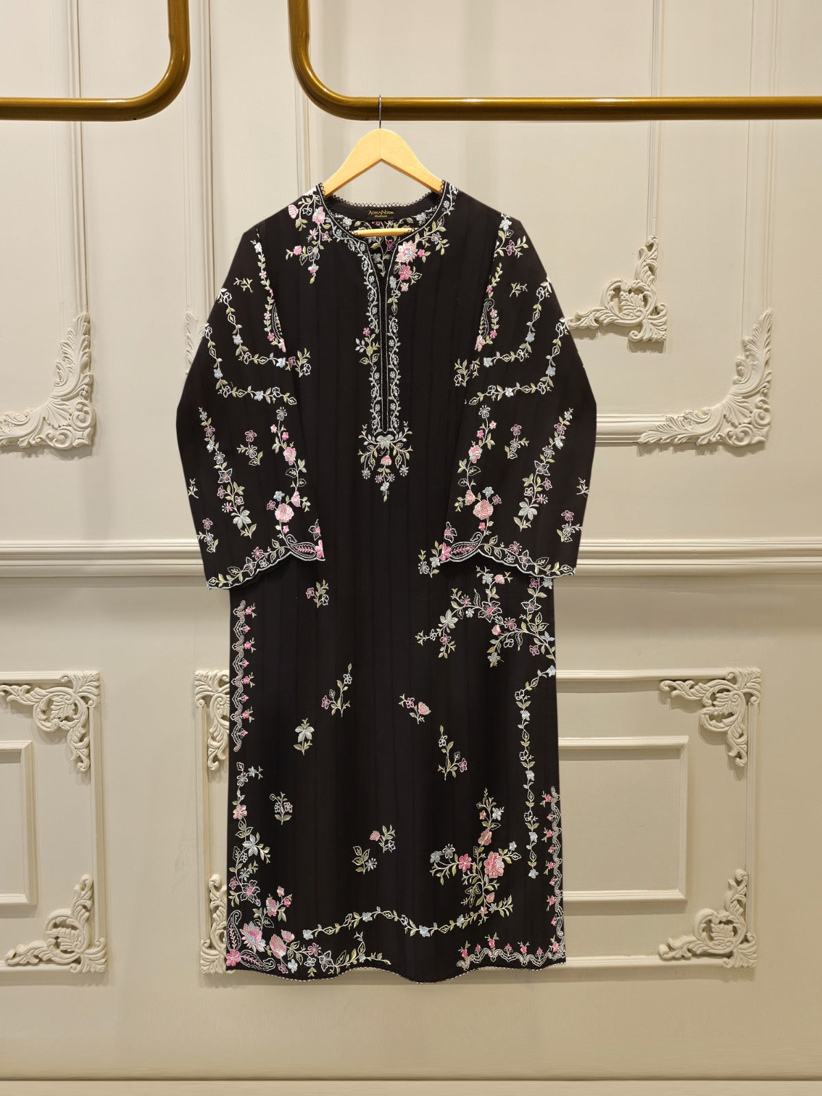 Embroidered Cambric Shirt S113151 Main image