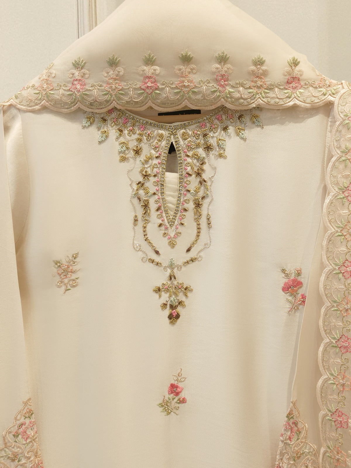 3 Piece- Pure  Sheesha Silk Embroidered Suit S115086 Secondary image