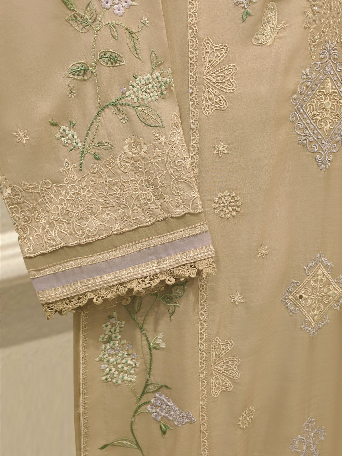3 Piece - Embroidered Khadi Silk Suit WS00395