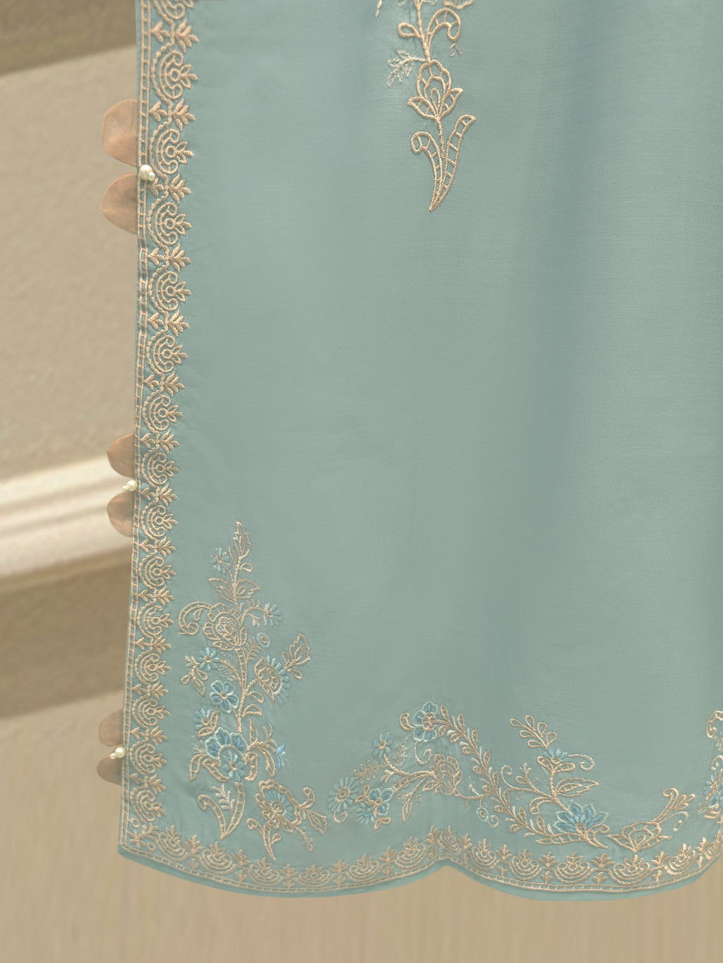3 Piece - Pure Khaddi Silk Embroidered  Suit S115136