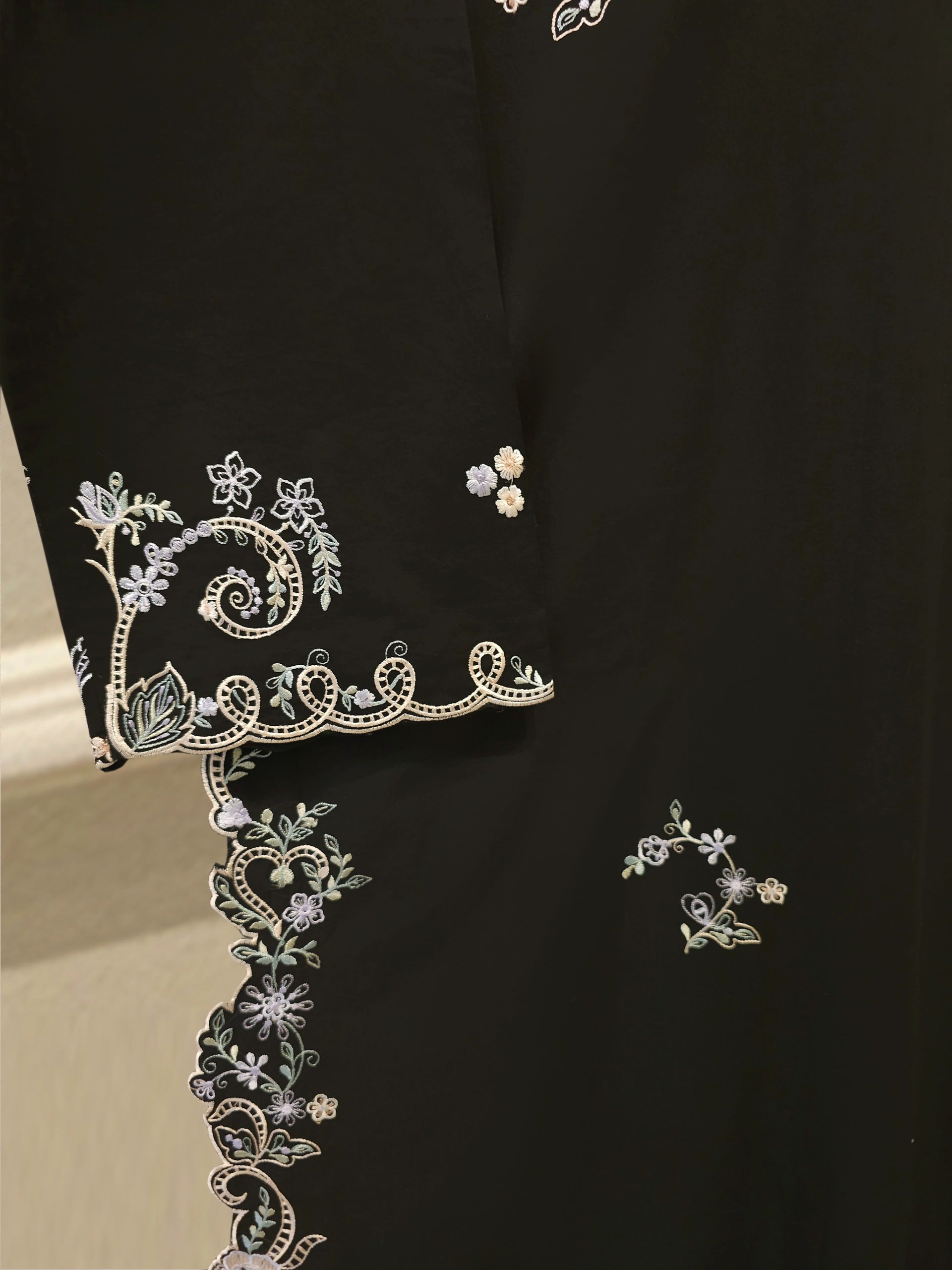 2 Piece - Embroidered Cambric Suit S115172 Secondary image