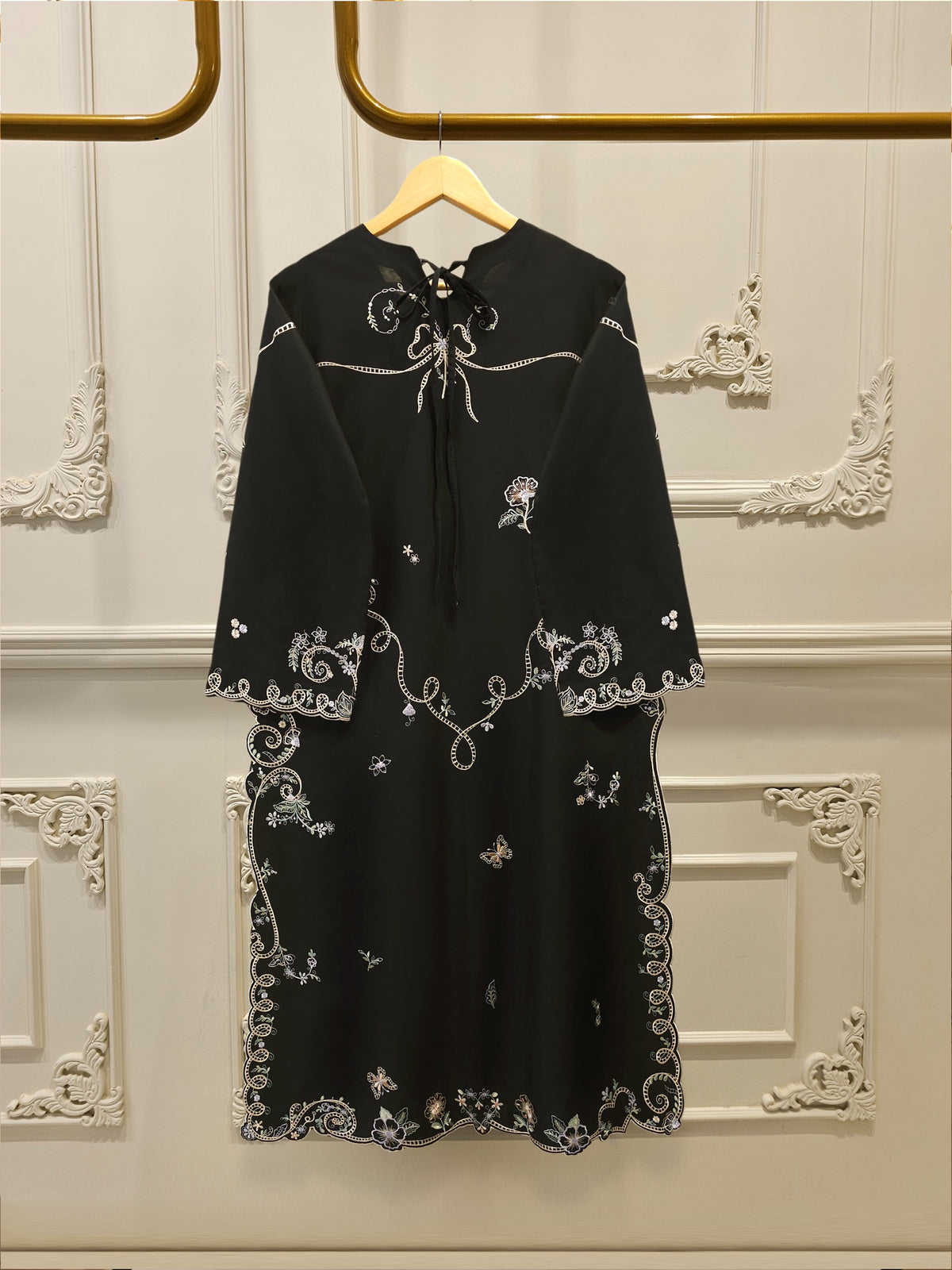 2 Piece - Embroidered Cambric Suit S115172