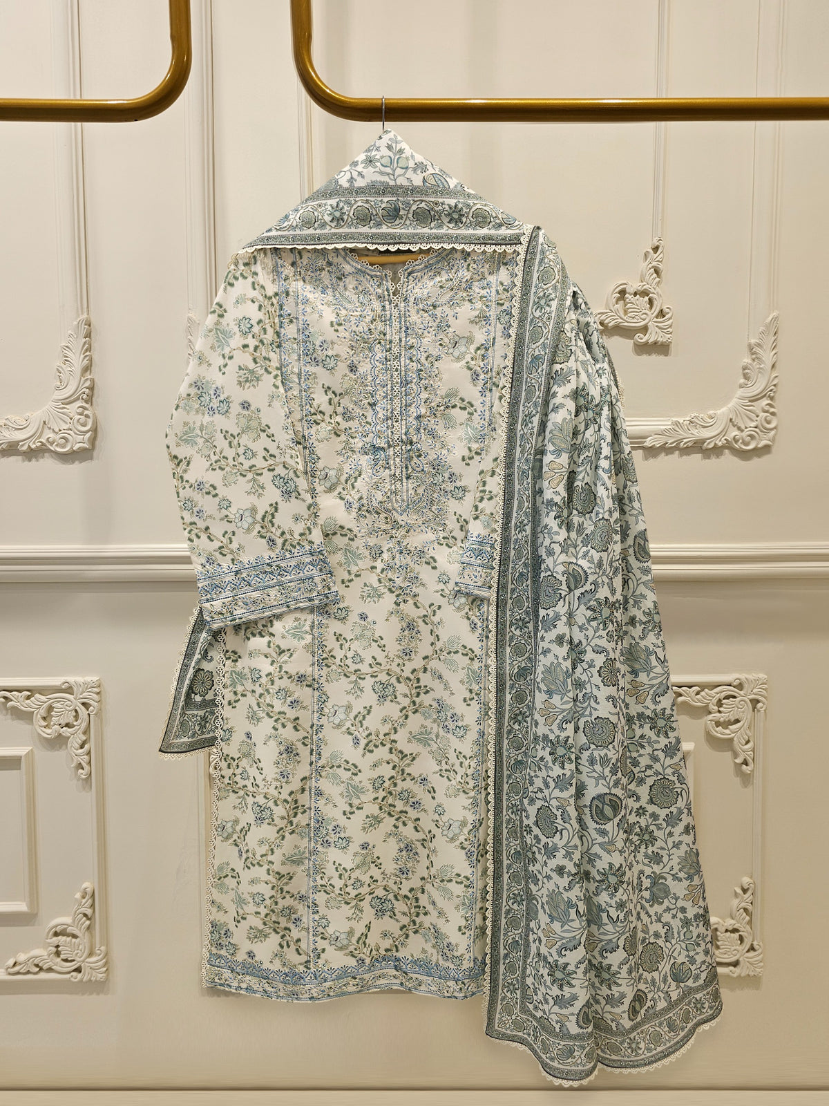 3 Piece - Embroidered Lawn Suit S115223 Main image