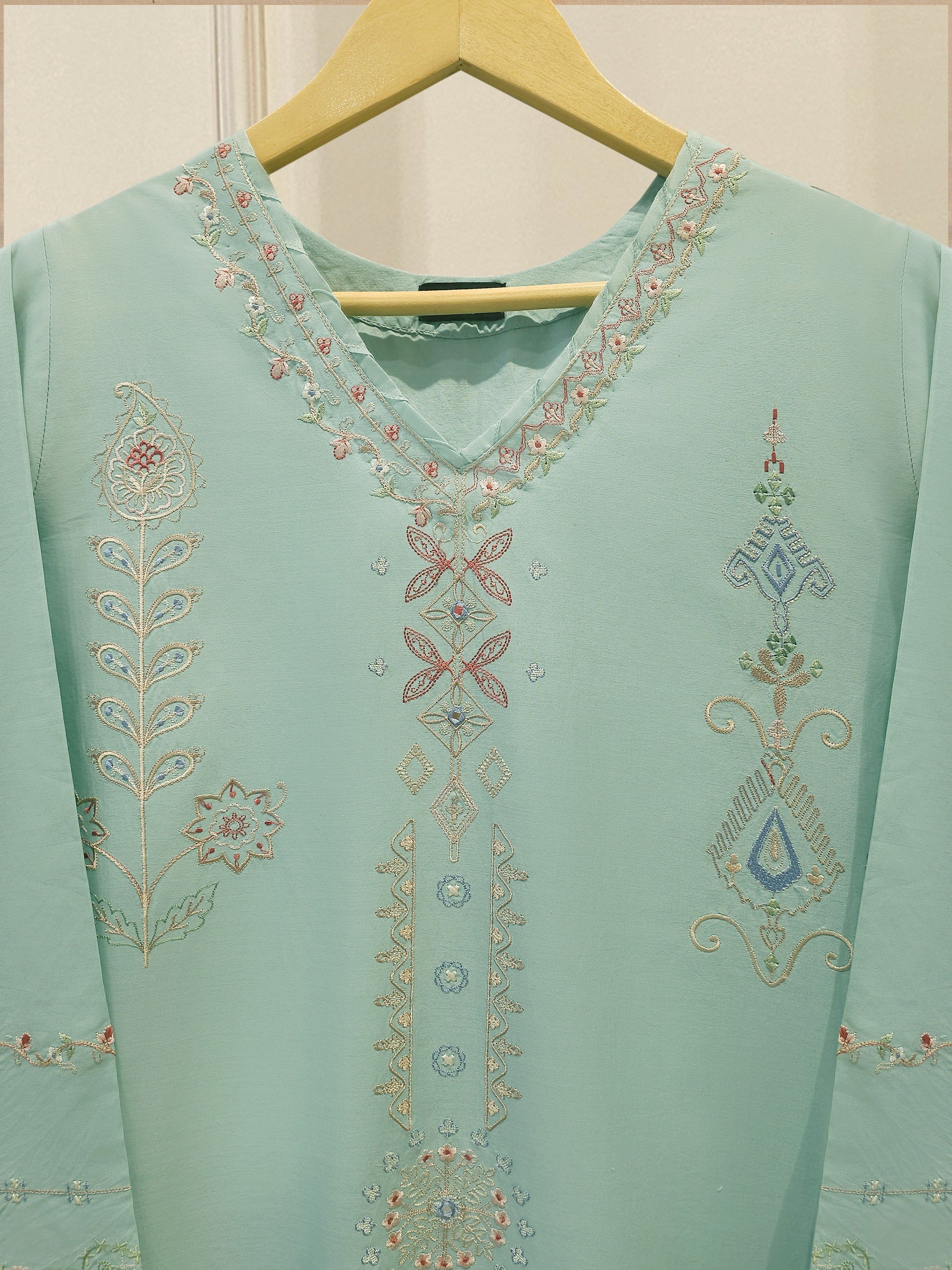 2 Piece - Embroidered Cambric Suit S115221 Secondary image