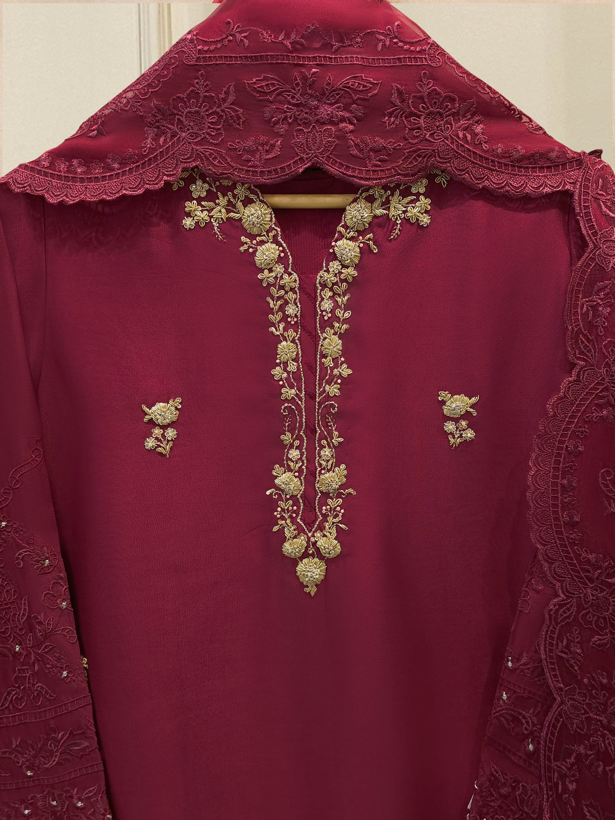 3 Piece- Pure  Sheesha Silk Embroidered Suit S115228