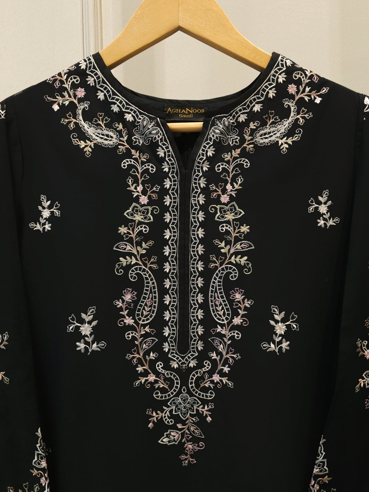 2 Piece - Embroidered Cambric Suit S115227 Secondary image