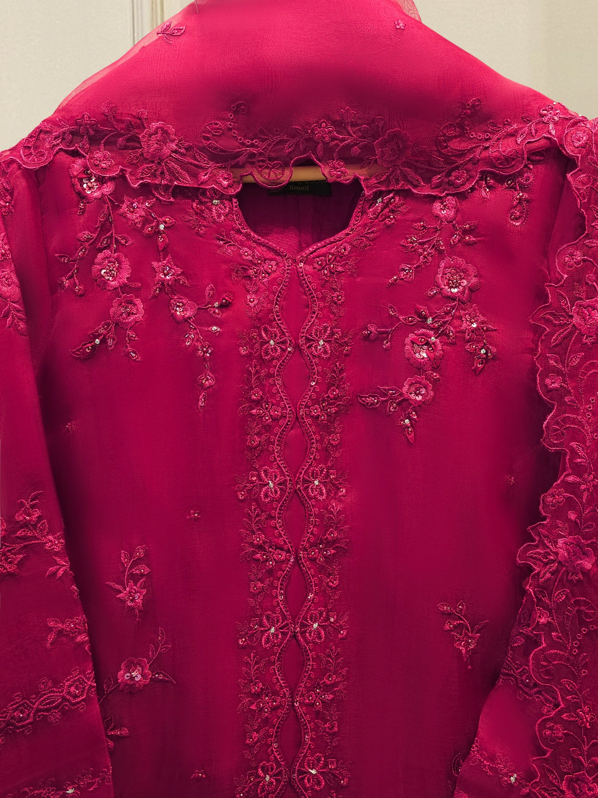 3 Piece - Pure Organza Embroidered Suit S115248 Secondary image