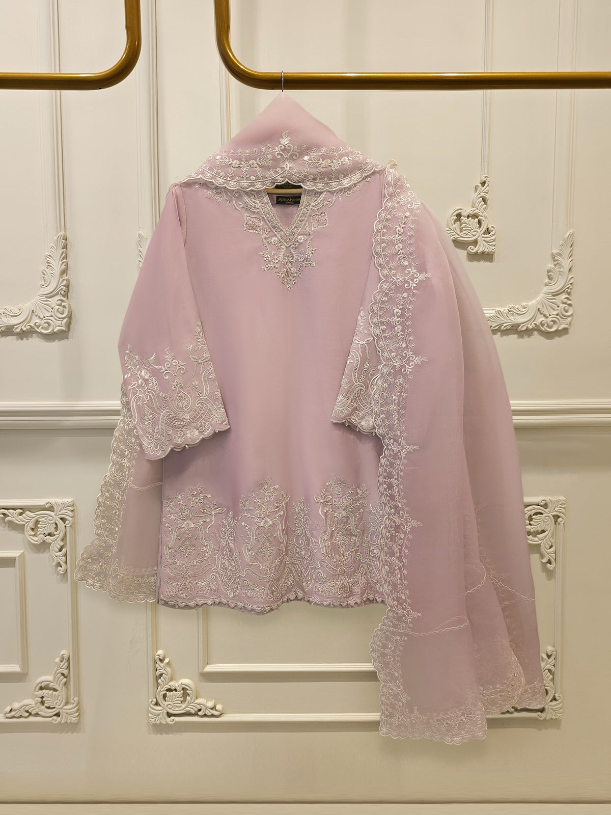 3 Piece- Pure  Sheesha Silk Embroidered Suit S115292