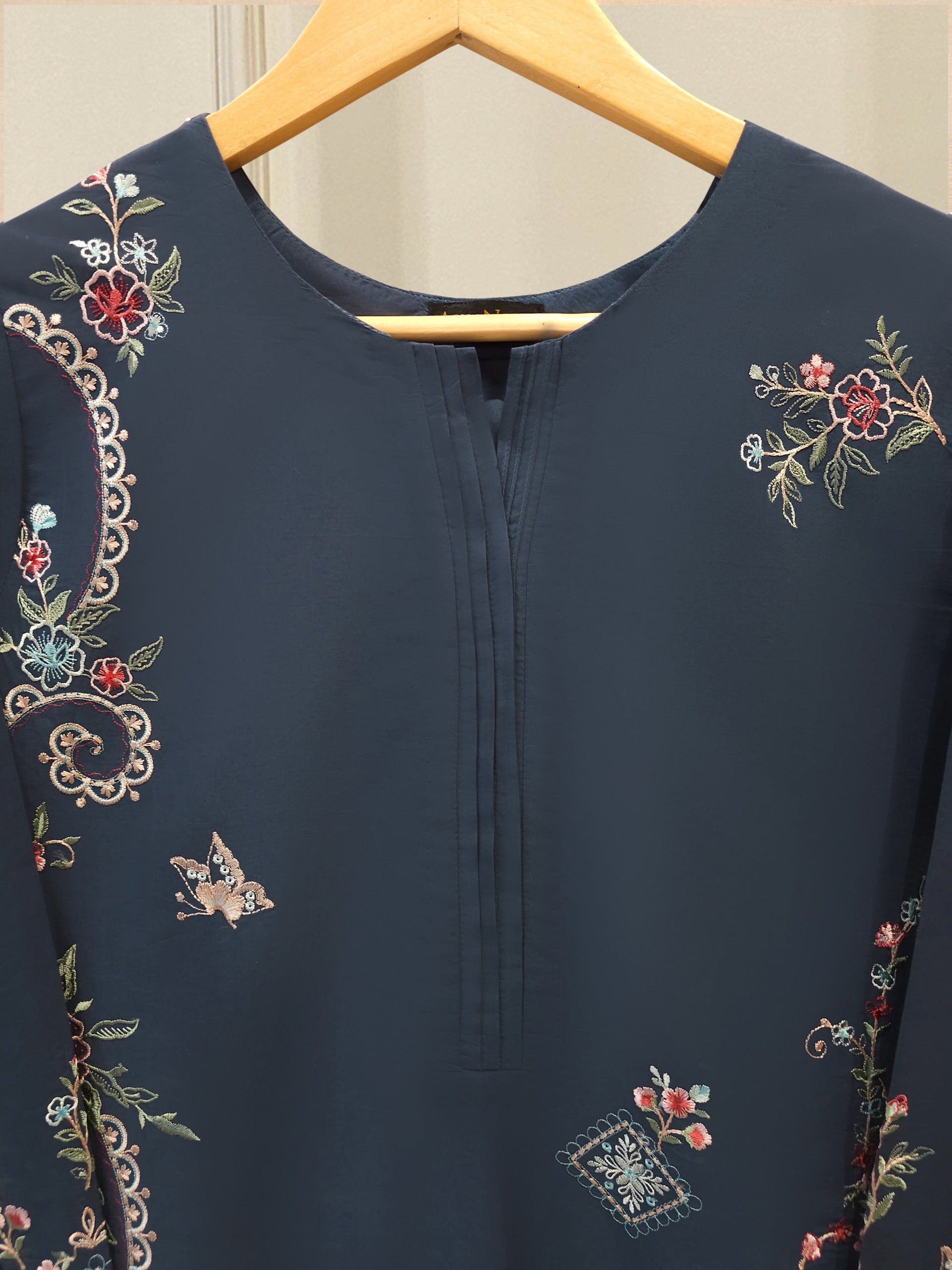 2 Piece - Embroidered Cambric Suit S115270 Secondary image