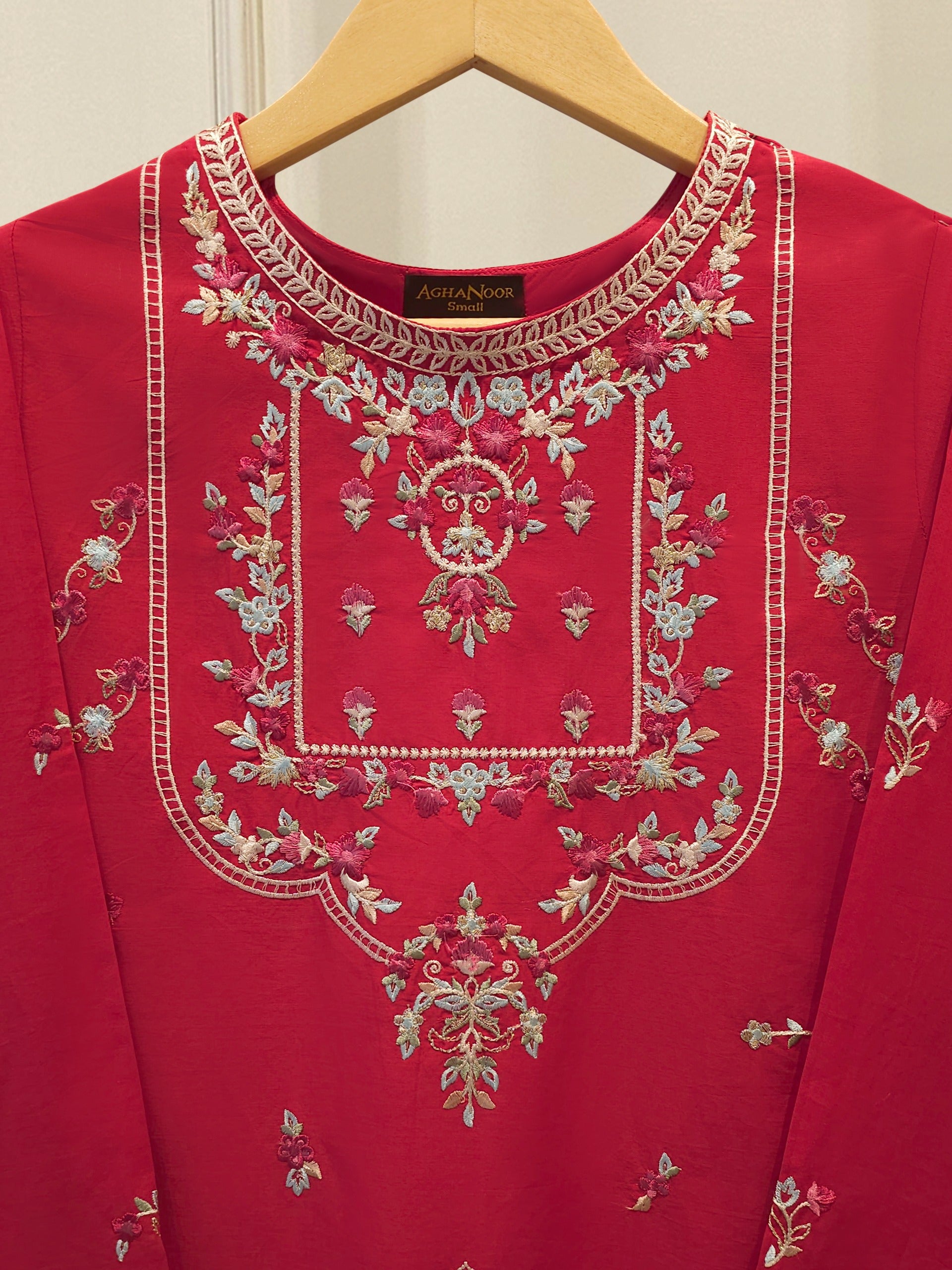 2 Piece - Embroidered Cambric Suit S115303 Secondary image