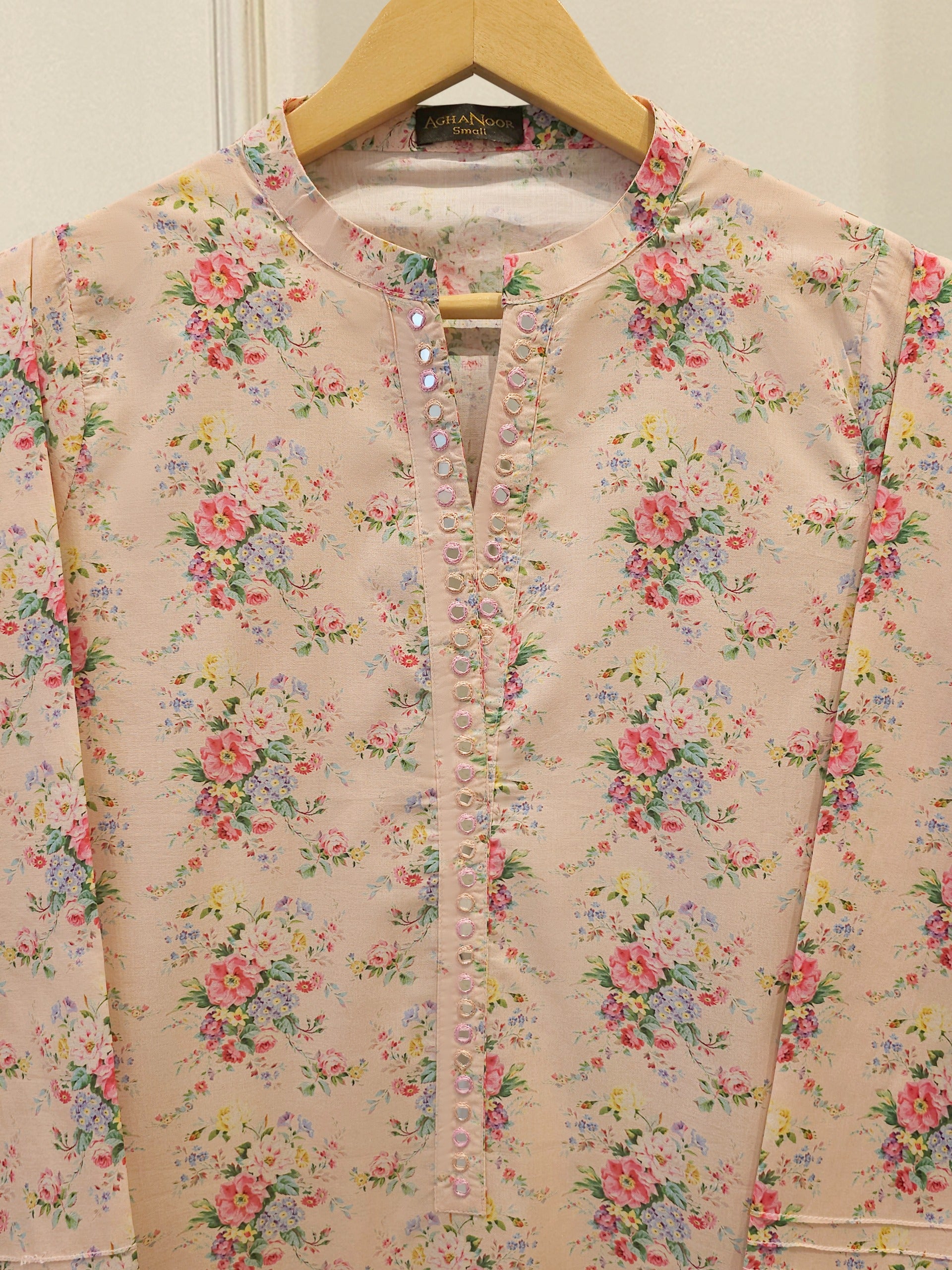 2 Piece Digital Printed Lawn Suit S115317 Secondary image