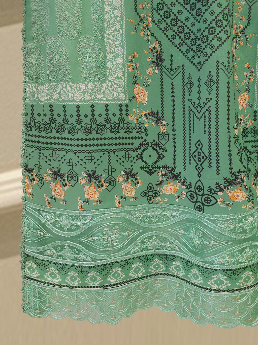 2 Piece Digital Printed Lawn Suit S115366