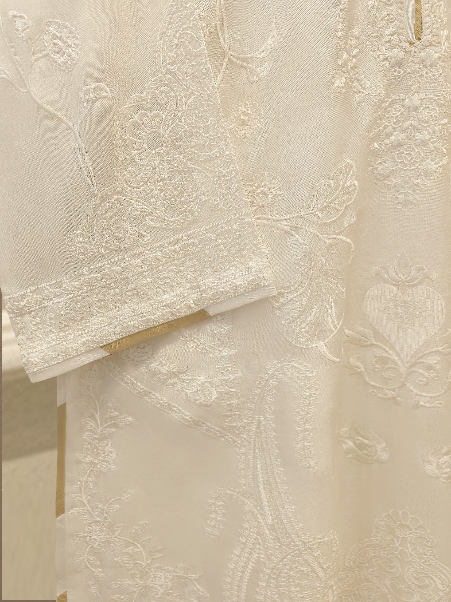 3 Piece- Pure Korean Silk Embroidered Suit S115360
