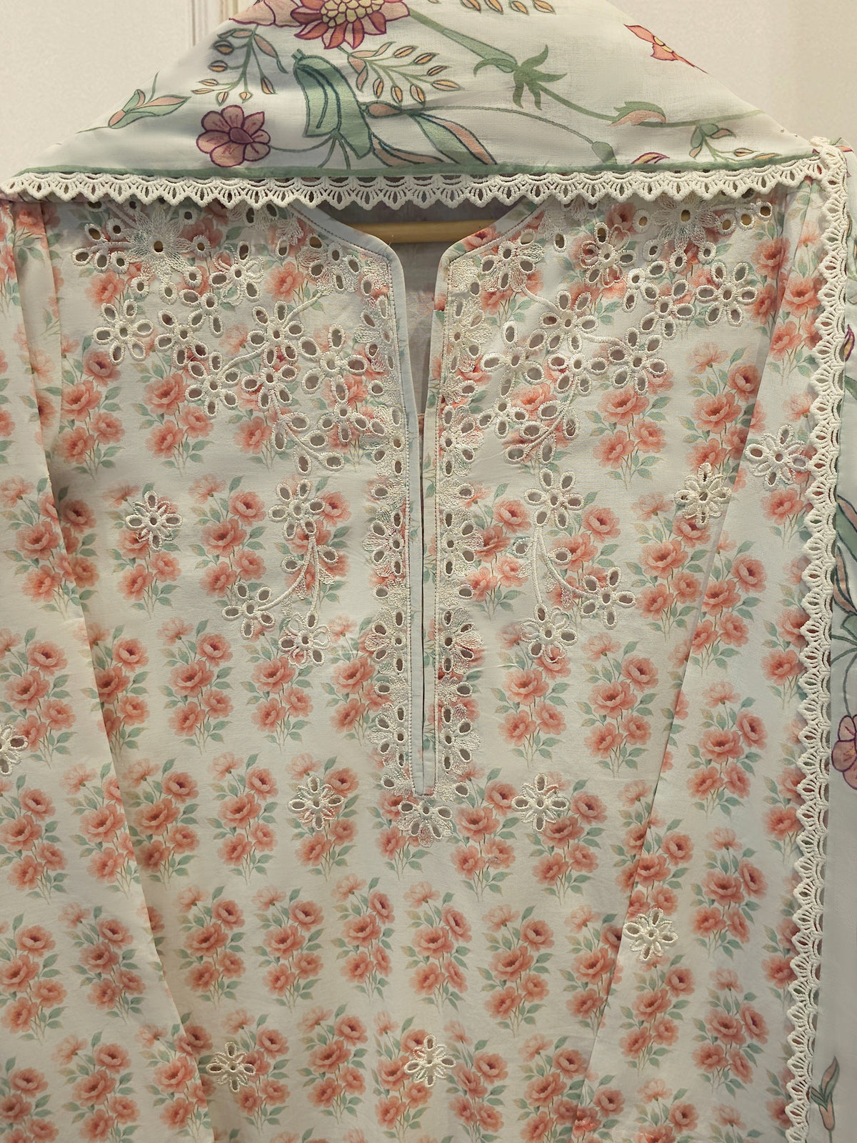 3-Piece Embroided Lawn Suit S115388