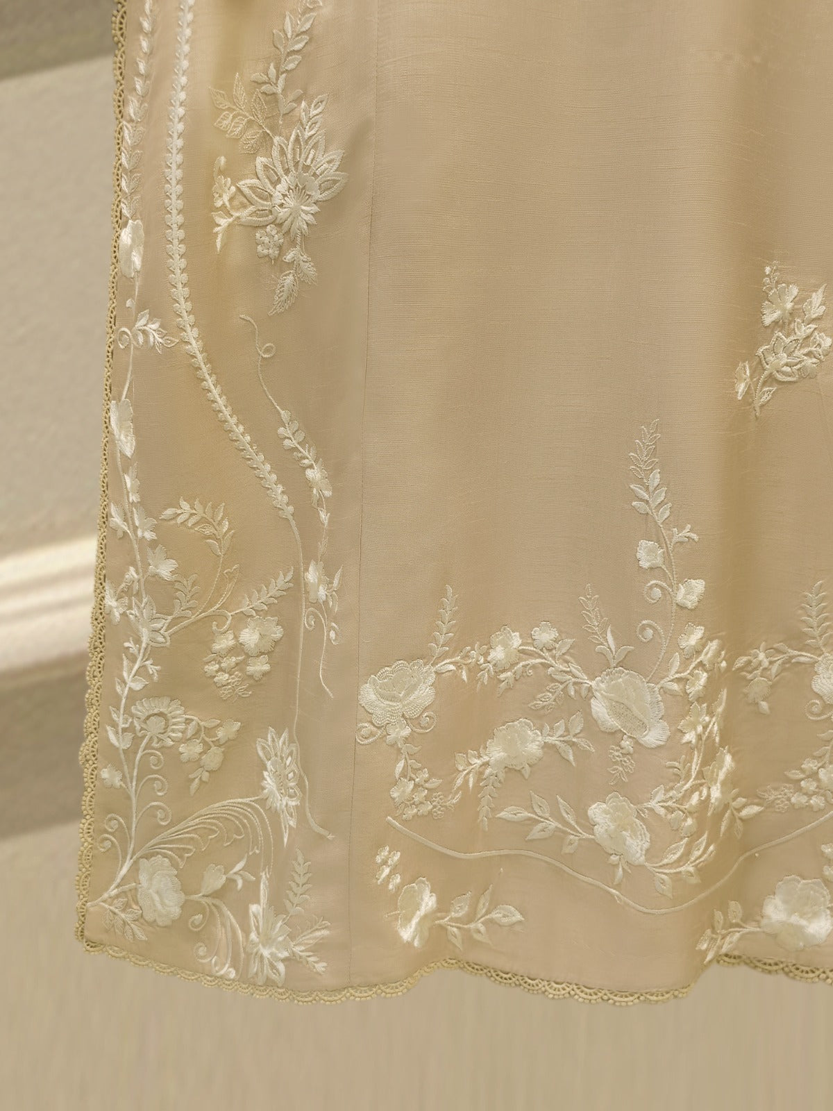 3 Piece- Pure Korean Silk Embroidered Suit S115400