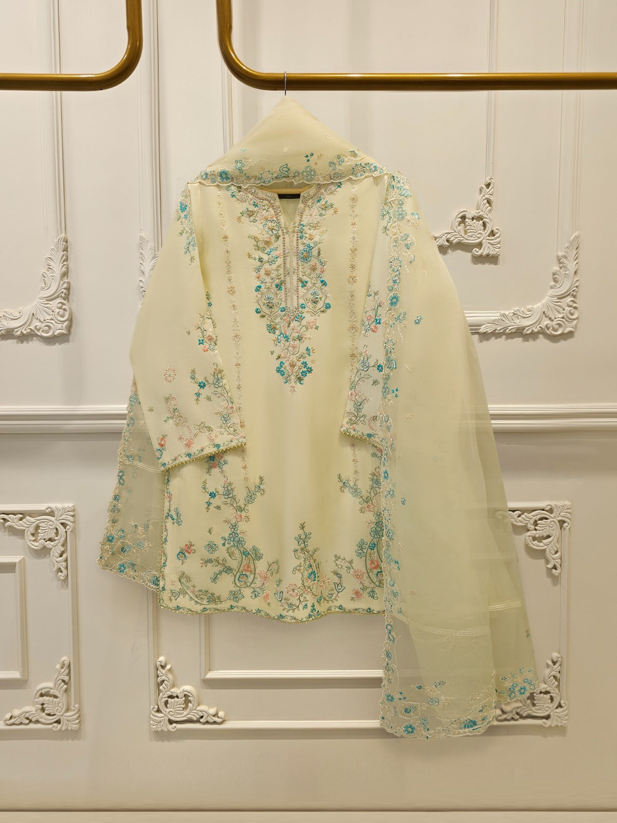 3 Piece- Pure  Sheesha Silk Embroidered Suit S115406 Main image